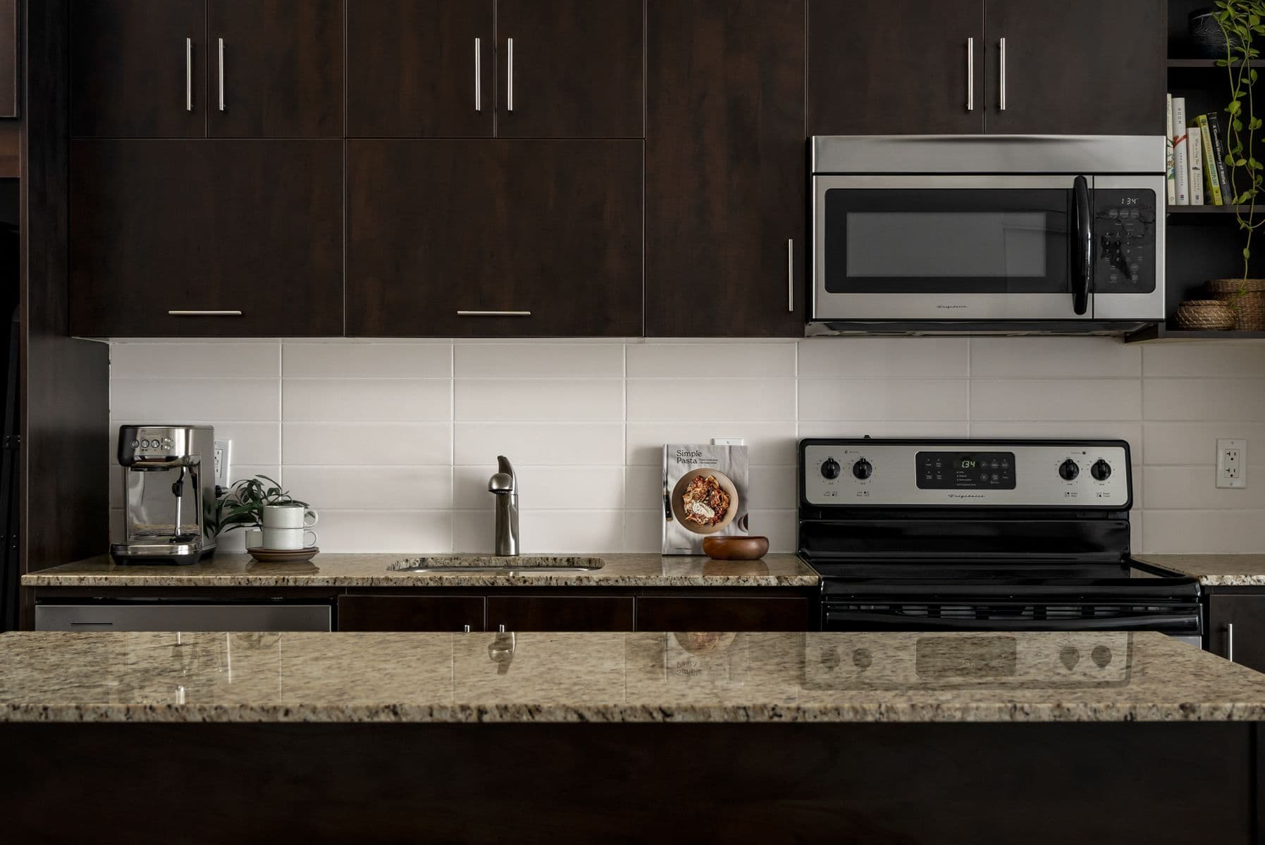 112 George Street S708, Toronto C08, ON M5A 2M5