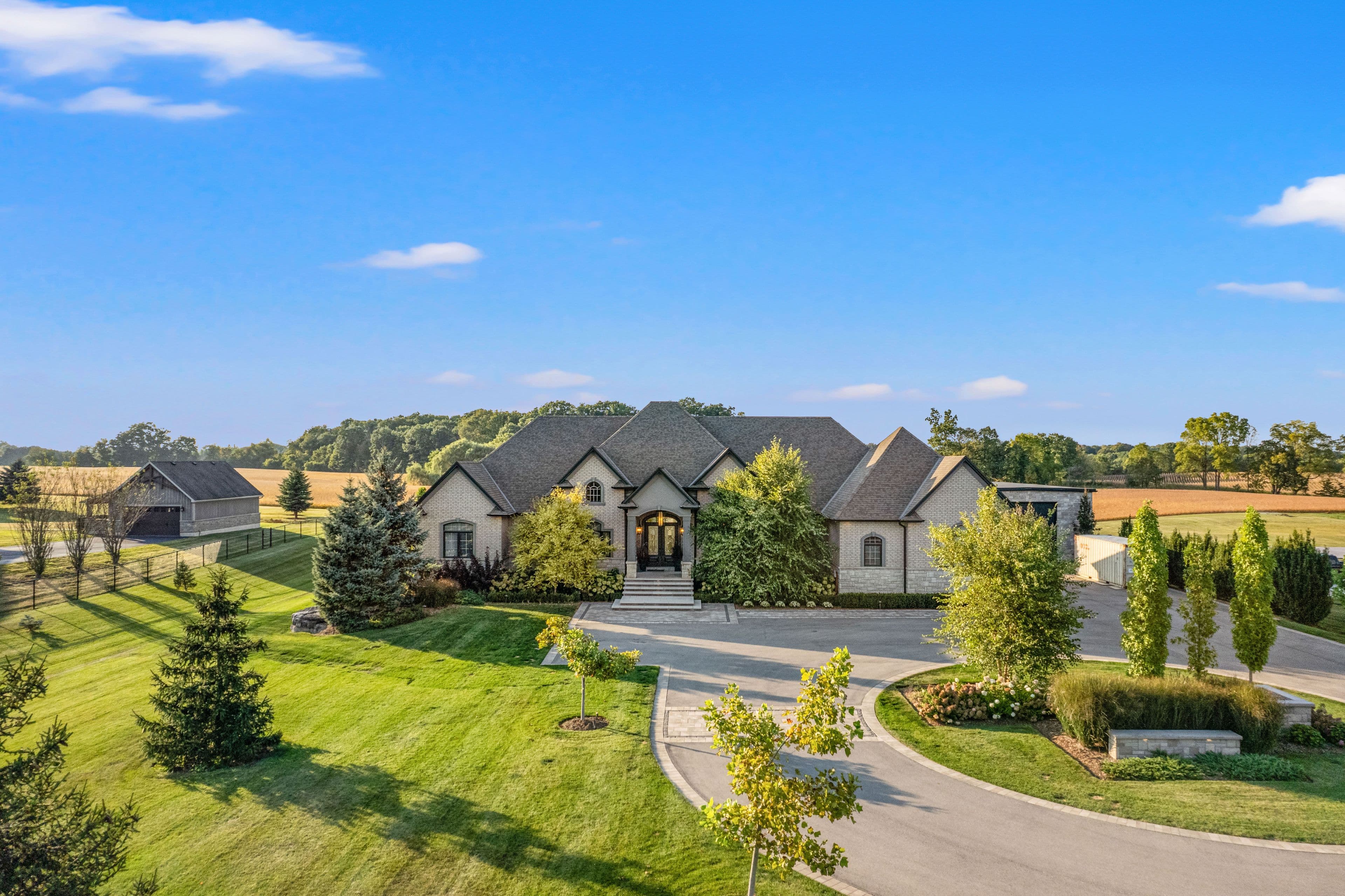 214 Jerseyville Road, Brantford, ON N3T 5M1