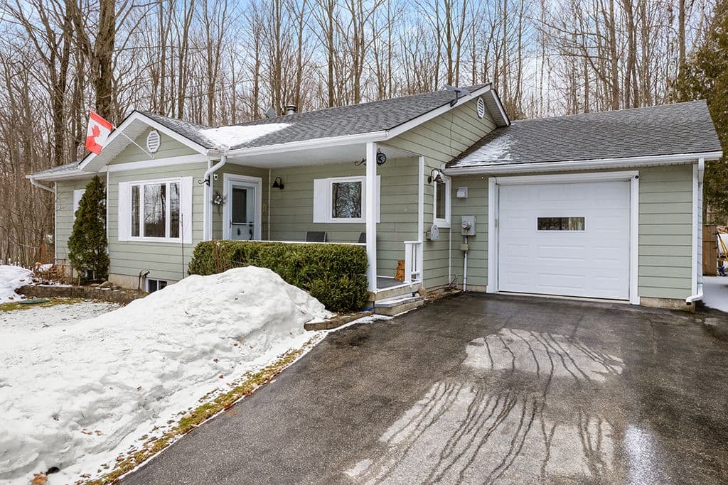24 Shore Drive, South Bruce Peninsula, ON N0H 1A0