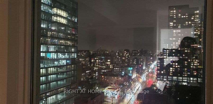 397 Front Street W 2305, Toronto C01, ON M5V 3S1