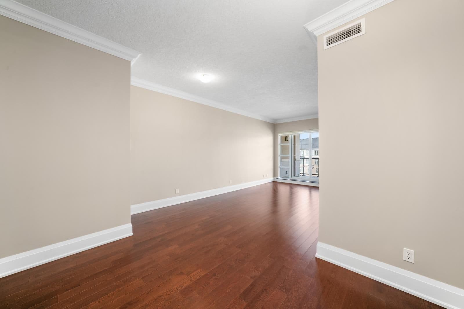 9909 Pine Valley Drive 317, Vaughan, ON L4L 1A6