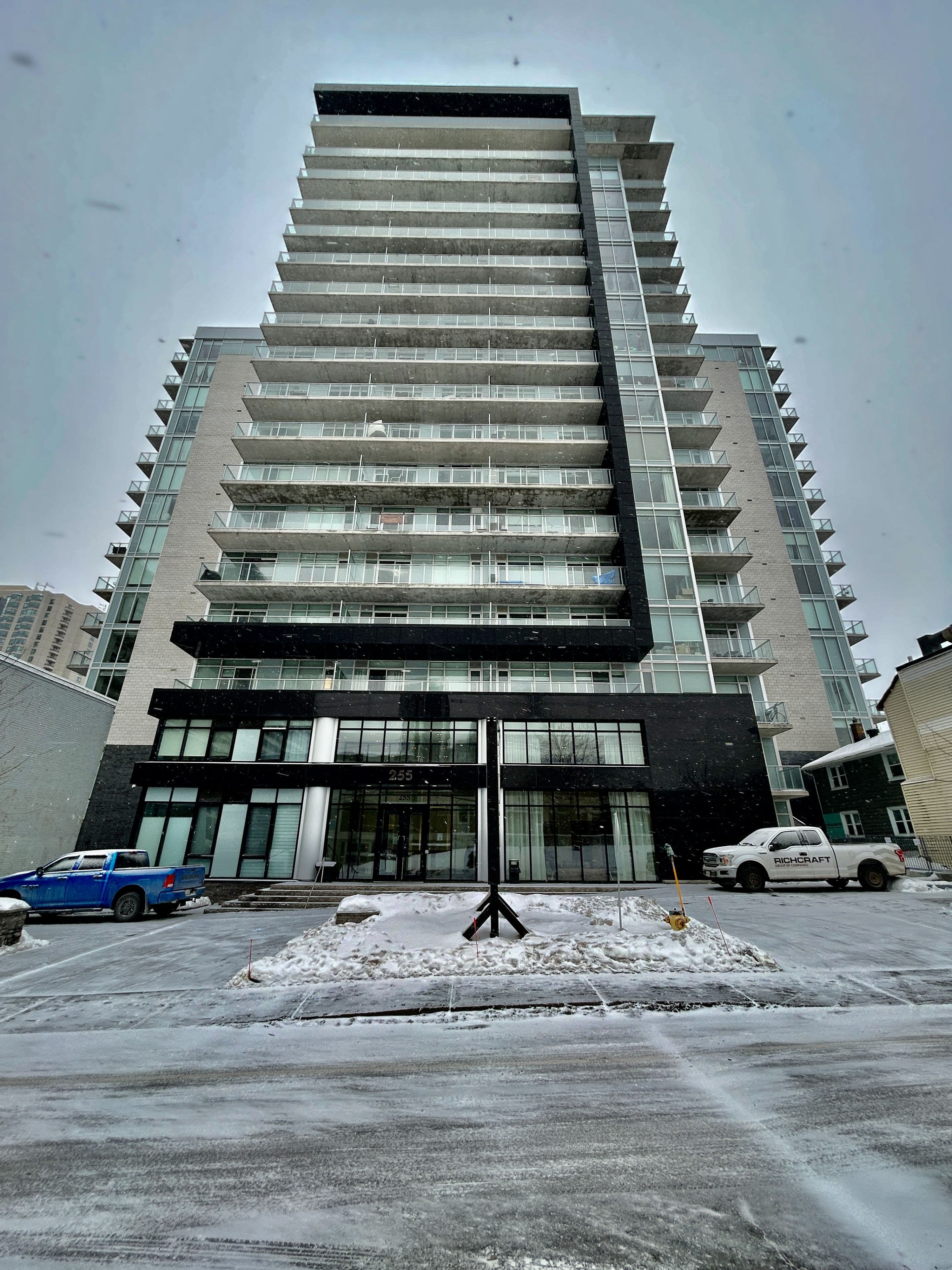 255 Bay Street 910, Ottawa Centre, ON K1R 0C5