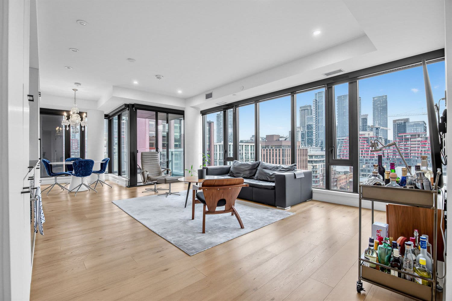 505 Richmond Street W 826, Toronto C01, ON M5V 0P4