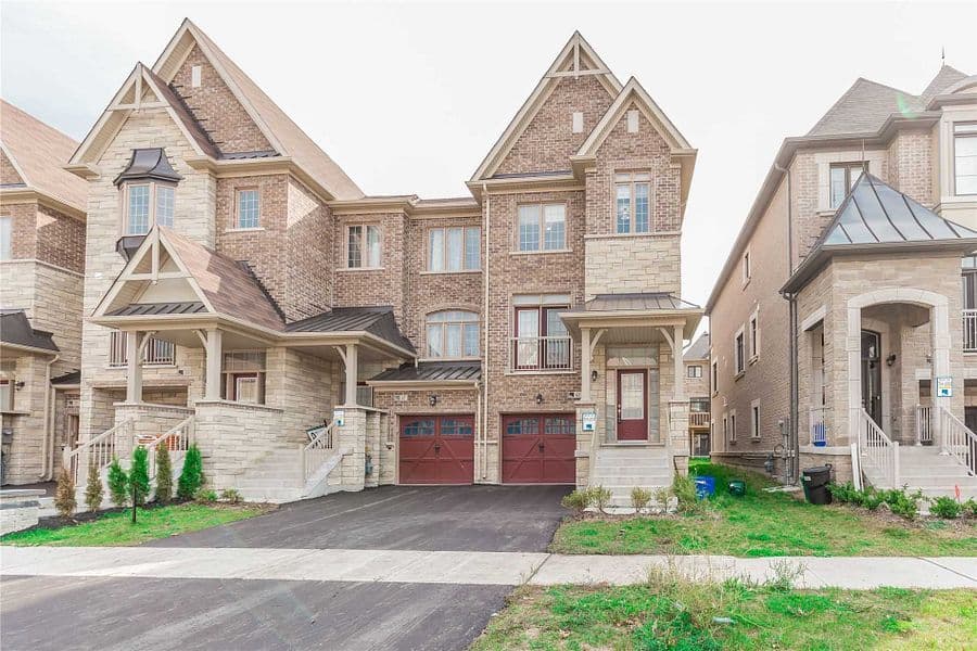 43 Farooq Boulevard, Vaughan, ON L4H 4P3