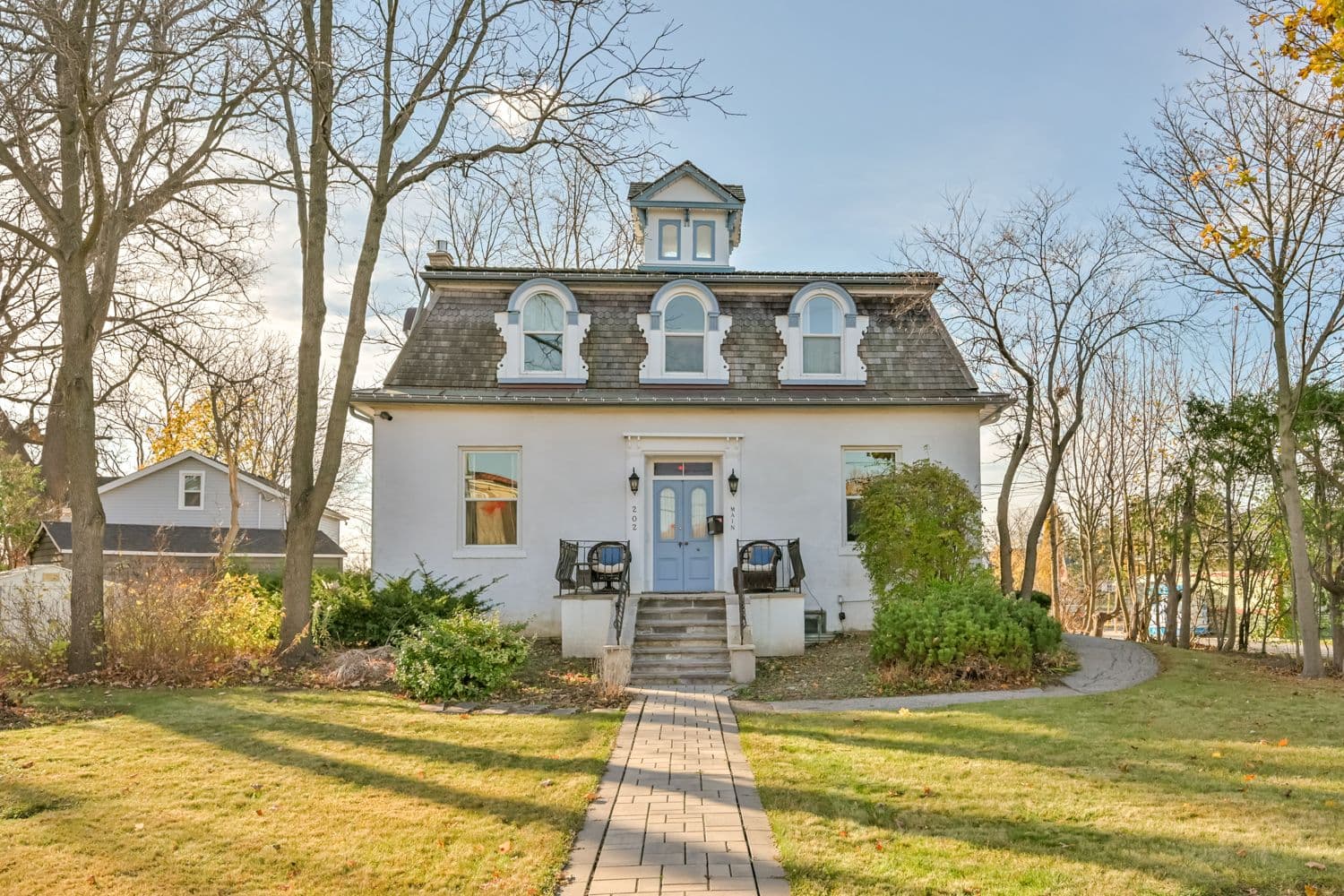 202 Main Street N, Markham, ON L3P 1Y3