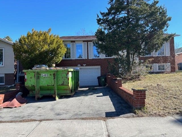 137 Cherokee Boulevard Bsmt, Toronto C15, ON M2J 4G2