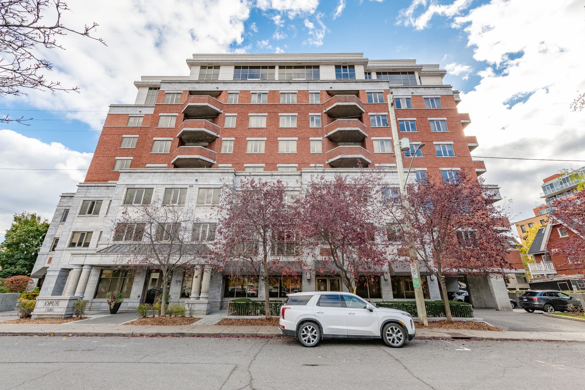 320 Mcleod Street 312, Ottawa Centre, ON K2P 1A3