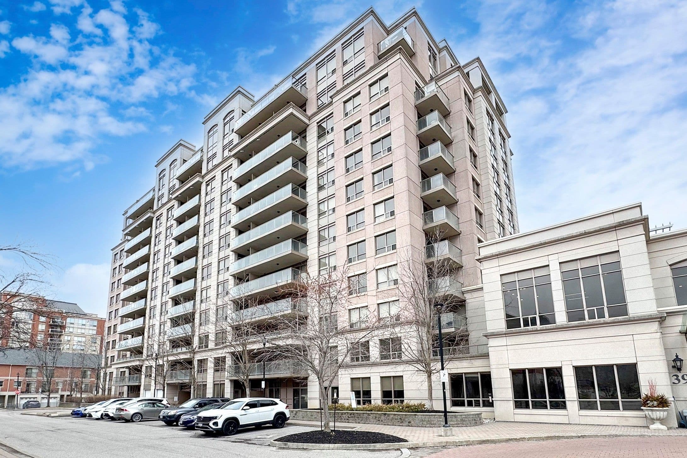 39 Galleria Parkway 502, Markham, ON L3T 0A3