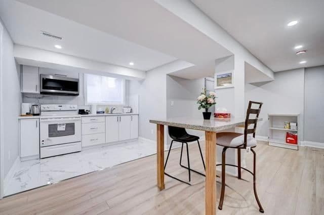 28 Earlton Road BSMT, Toronto E05, ON M1T 2R3