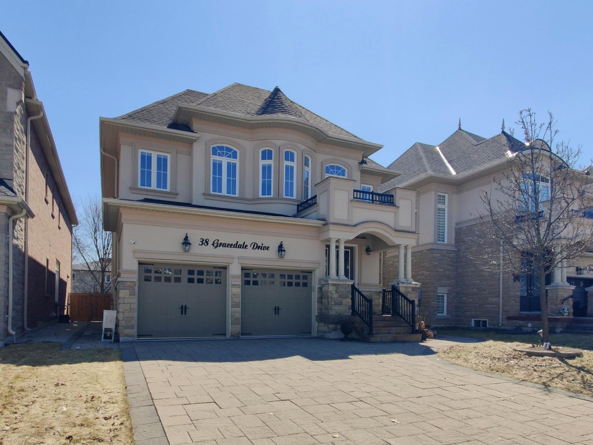 38 Gracedale Drive, Richmond Hill, ON L4C 0Y3