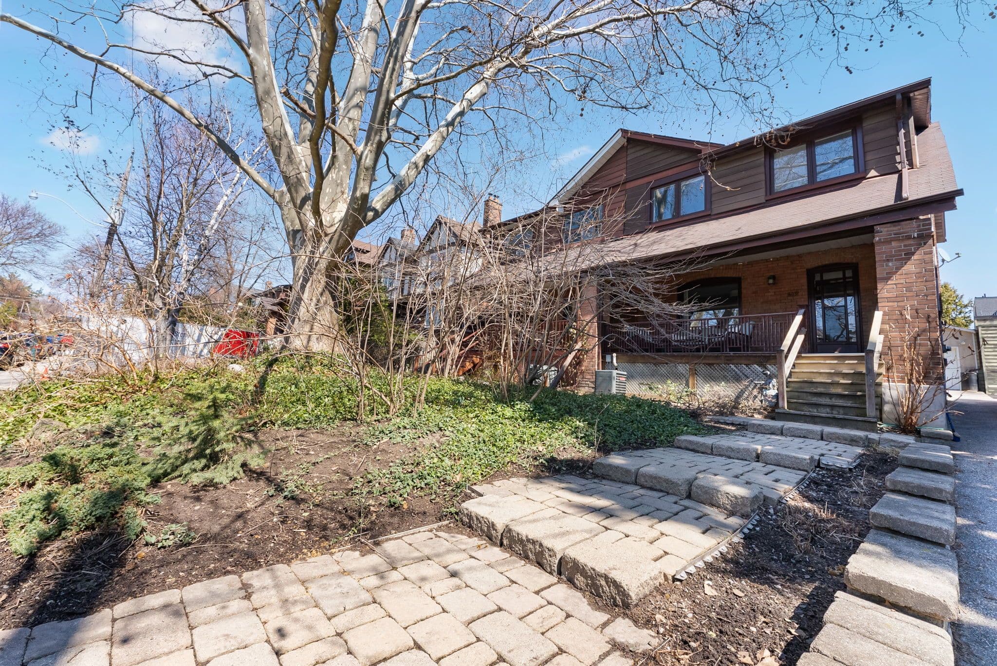 105 Springmount Avenue, Toronto W03, ON M6H 2Y5
