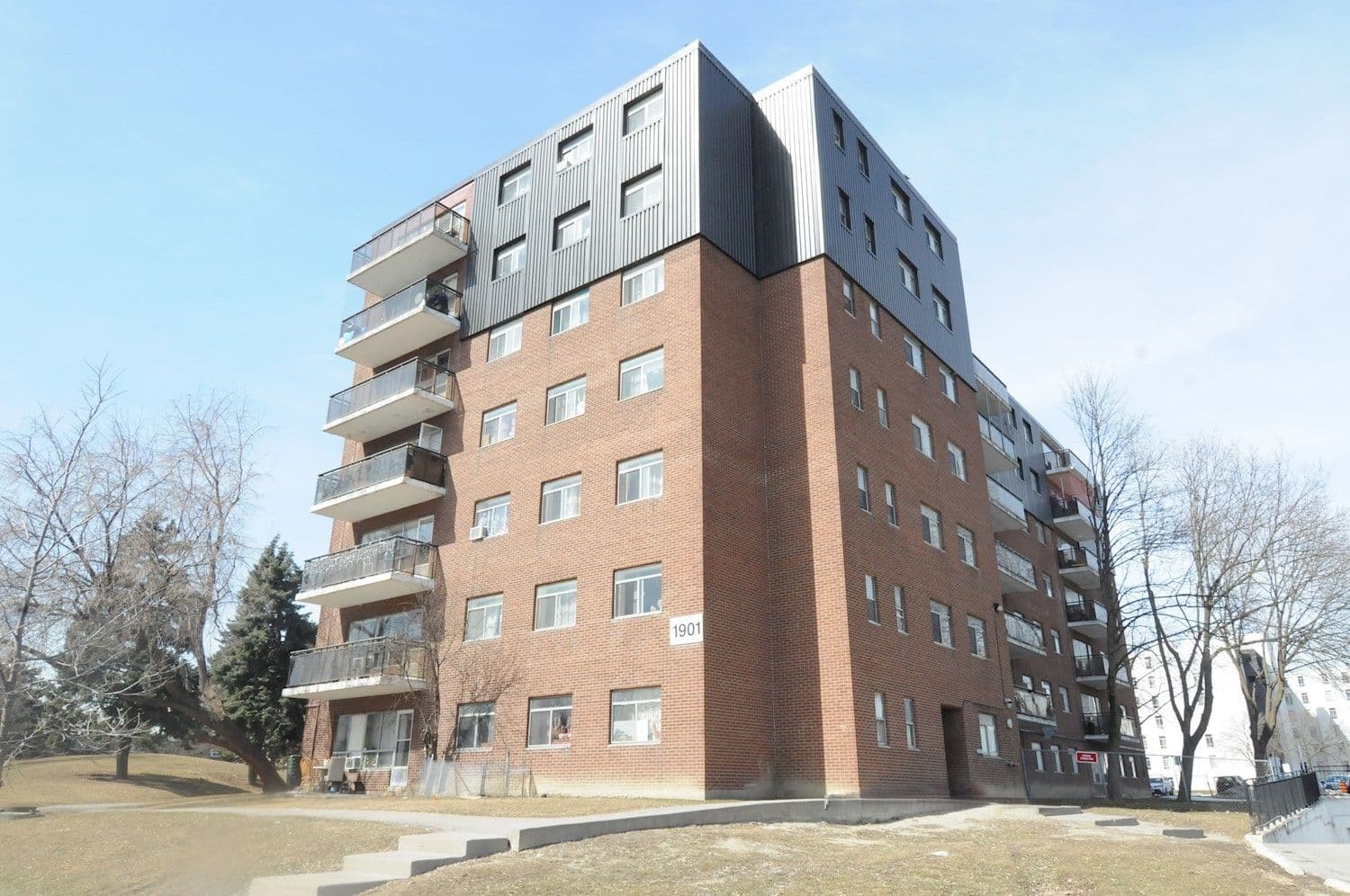 1901 Martin Grove Road 707, Toronto W10, ON M9V 3T1