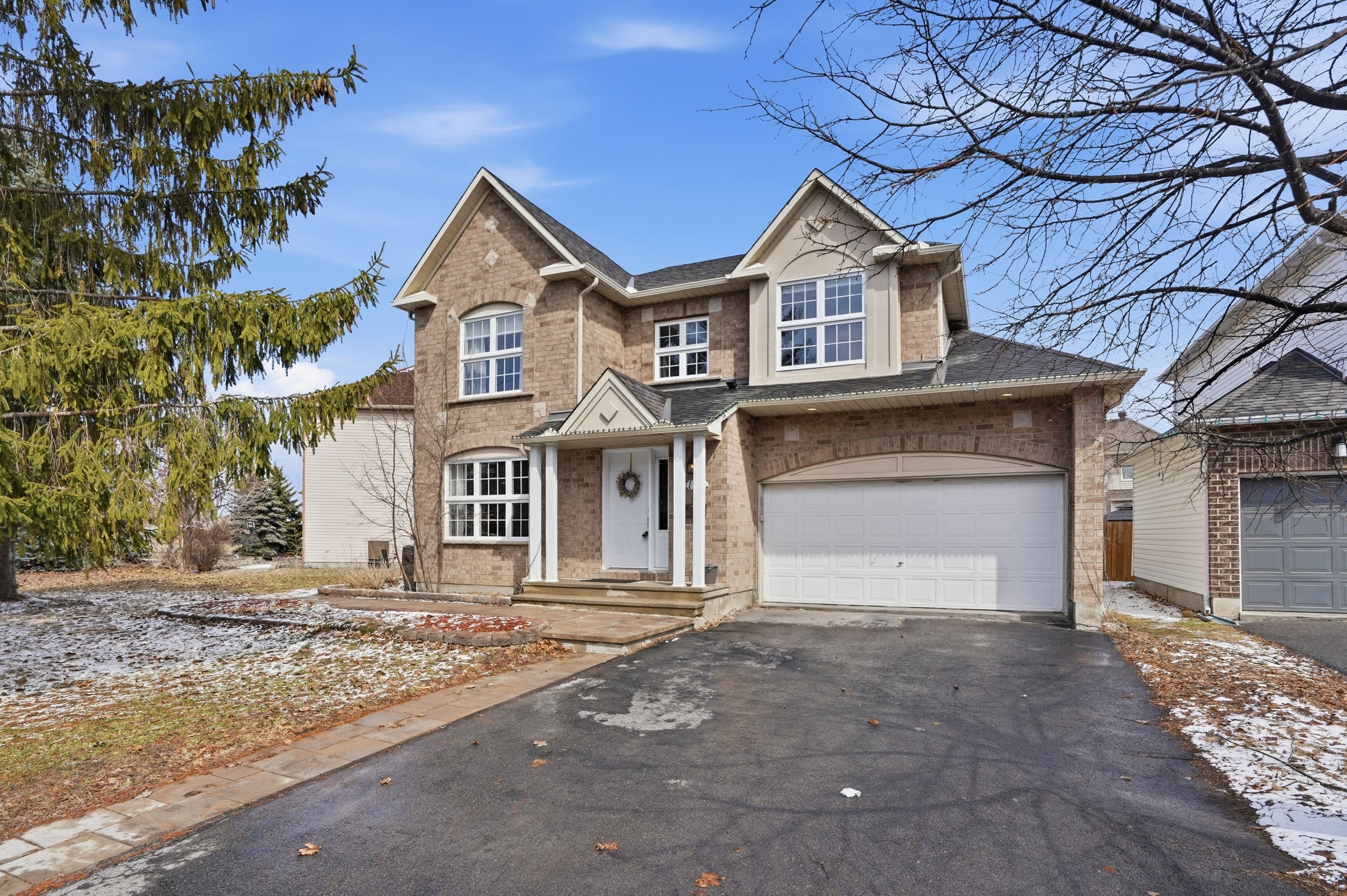 127 Marshfield Street, Orleans - Cumberland and Area, ON K4A 4N1