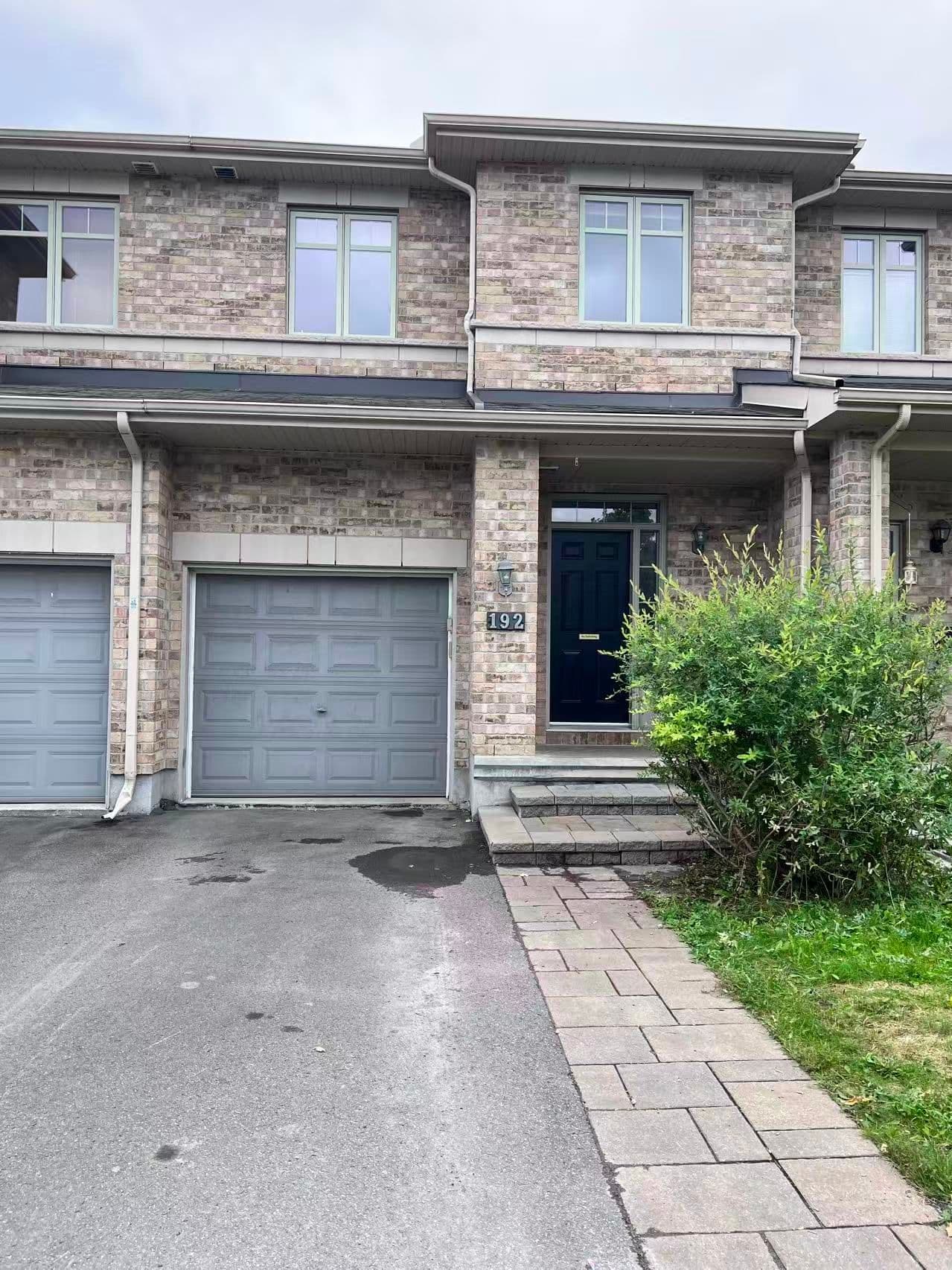 192 JERSEY TEA Circle, Blossom Park - Airport and Area, ON K1V 2L4