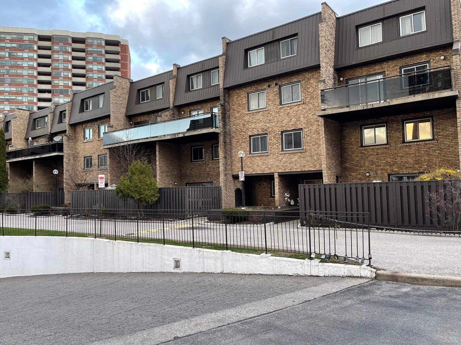 130 Ling Road 74, Toronto E10, ON M1E 4V9