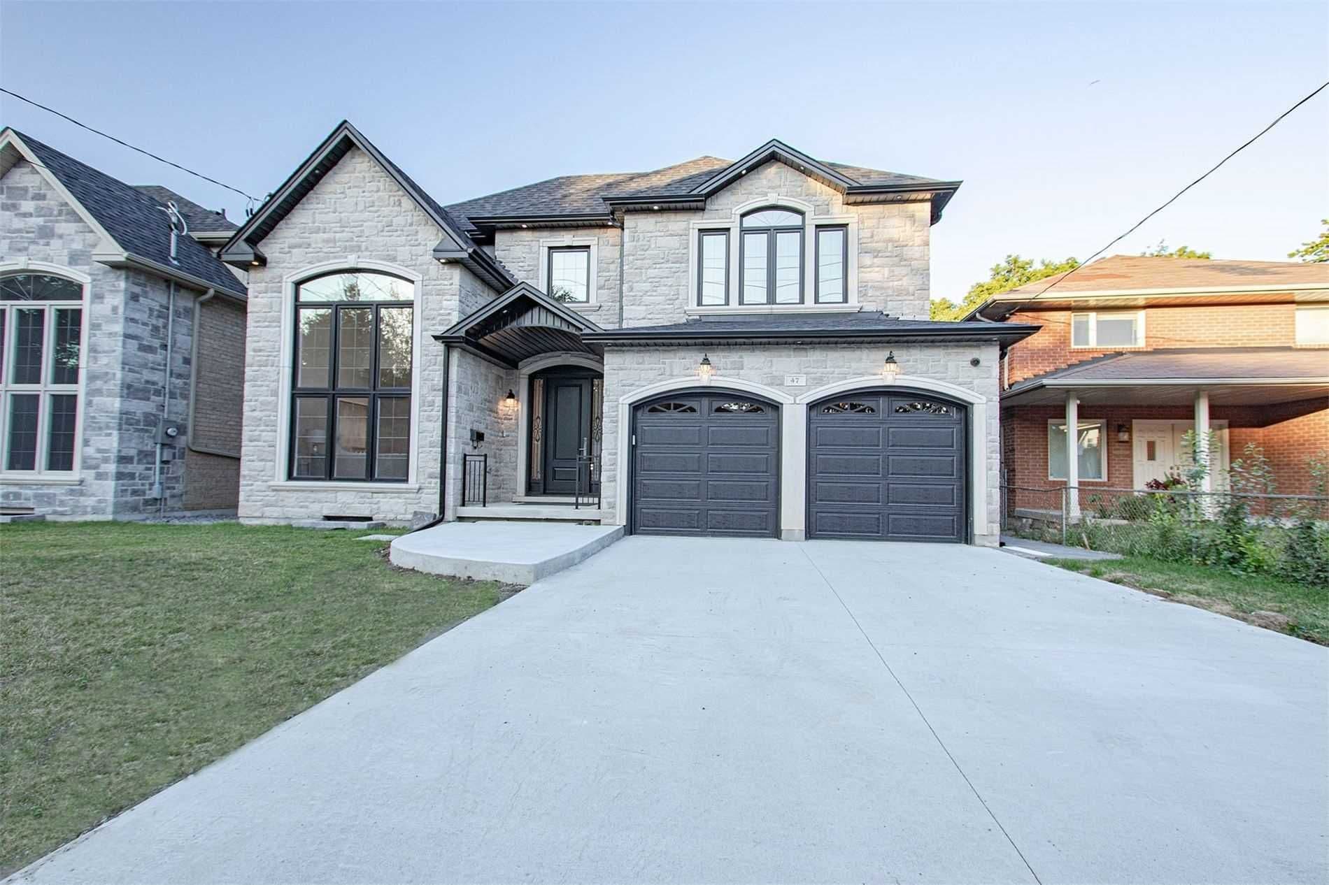 47 Mccowan Road Bsmt, Toronto E08, ON M1M 3L7