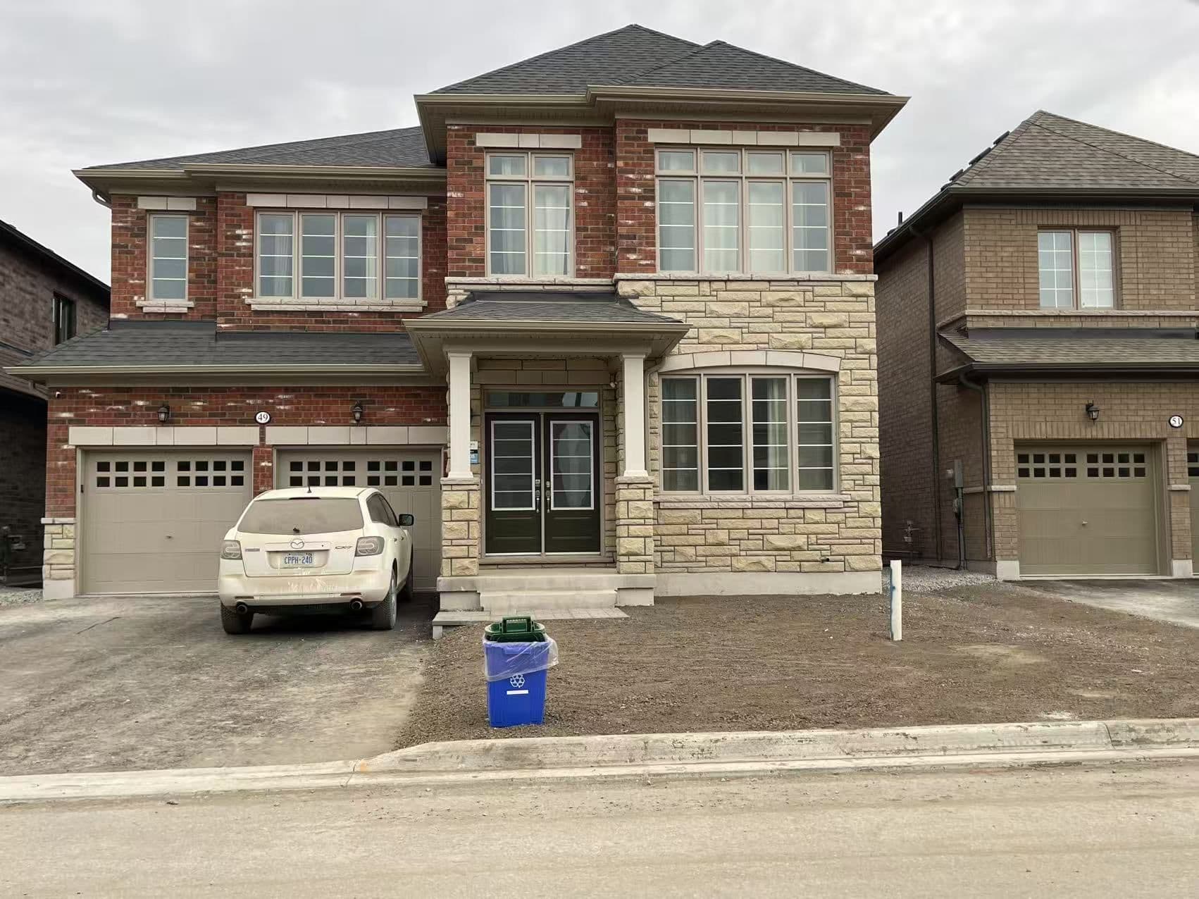 49 Bud leggett Cres Crescent room 2, Georgina, ON L4P 0B5