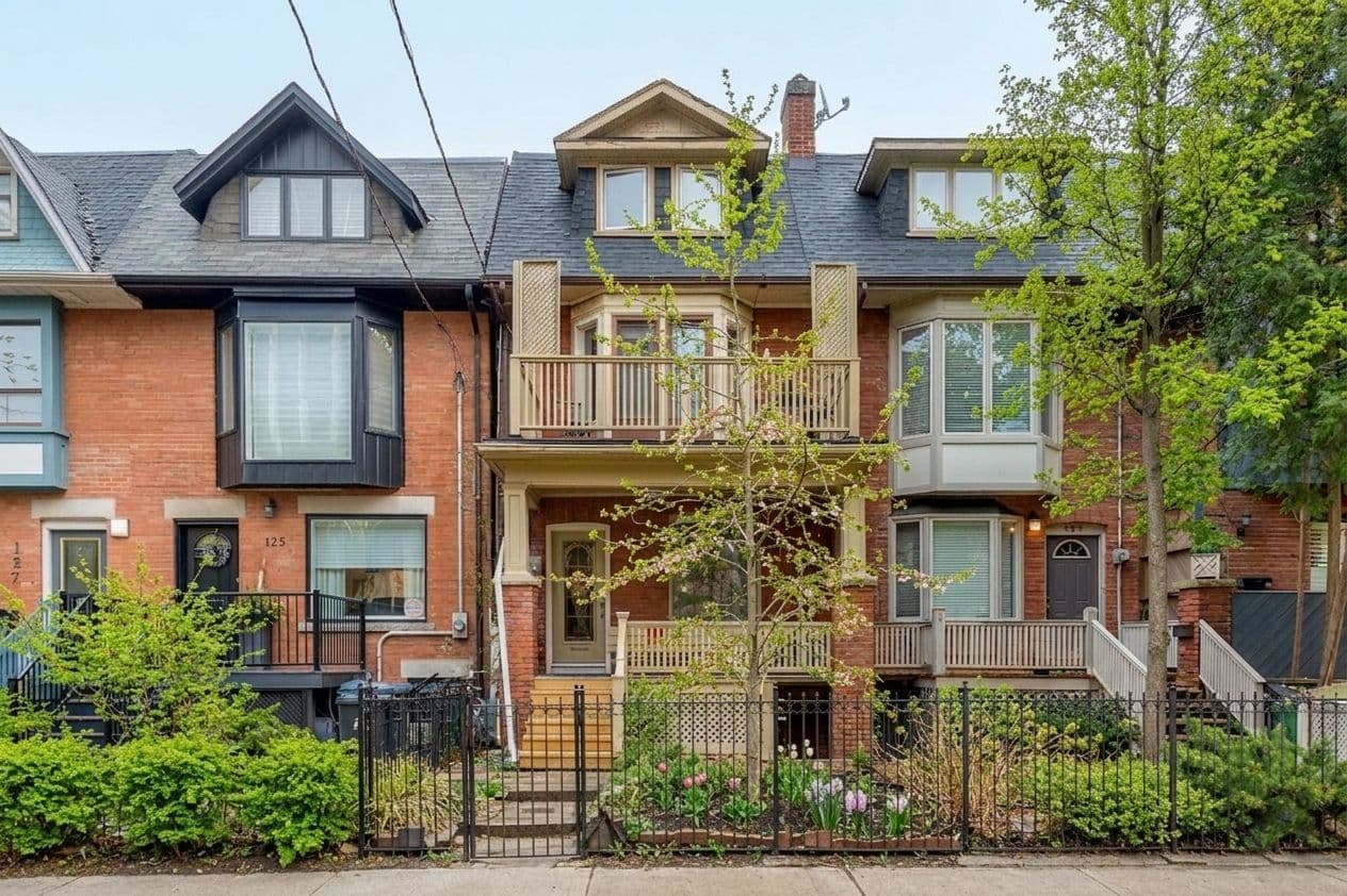 123 Seaton Street, Toronto C08, ON M5A 2T2