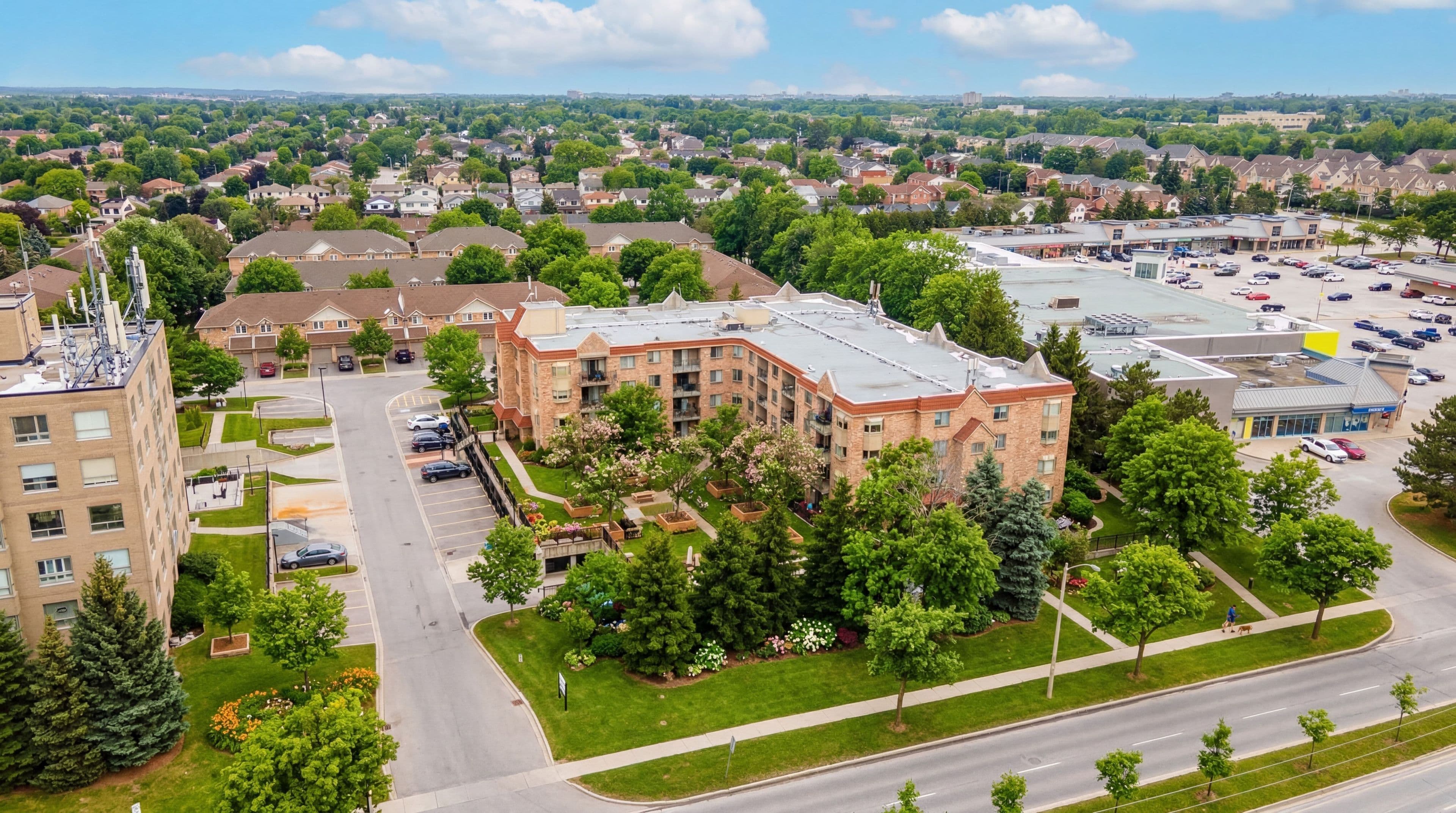 3499 Upper Middle Road 410, Burlington, ON L7M 4M7