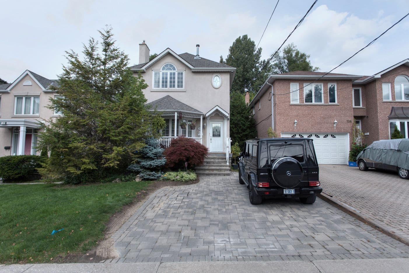 136 Hollywood Avenue, Toronto C14, ON M2N 3K3