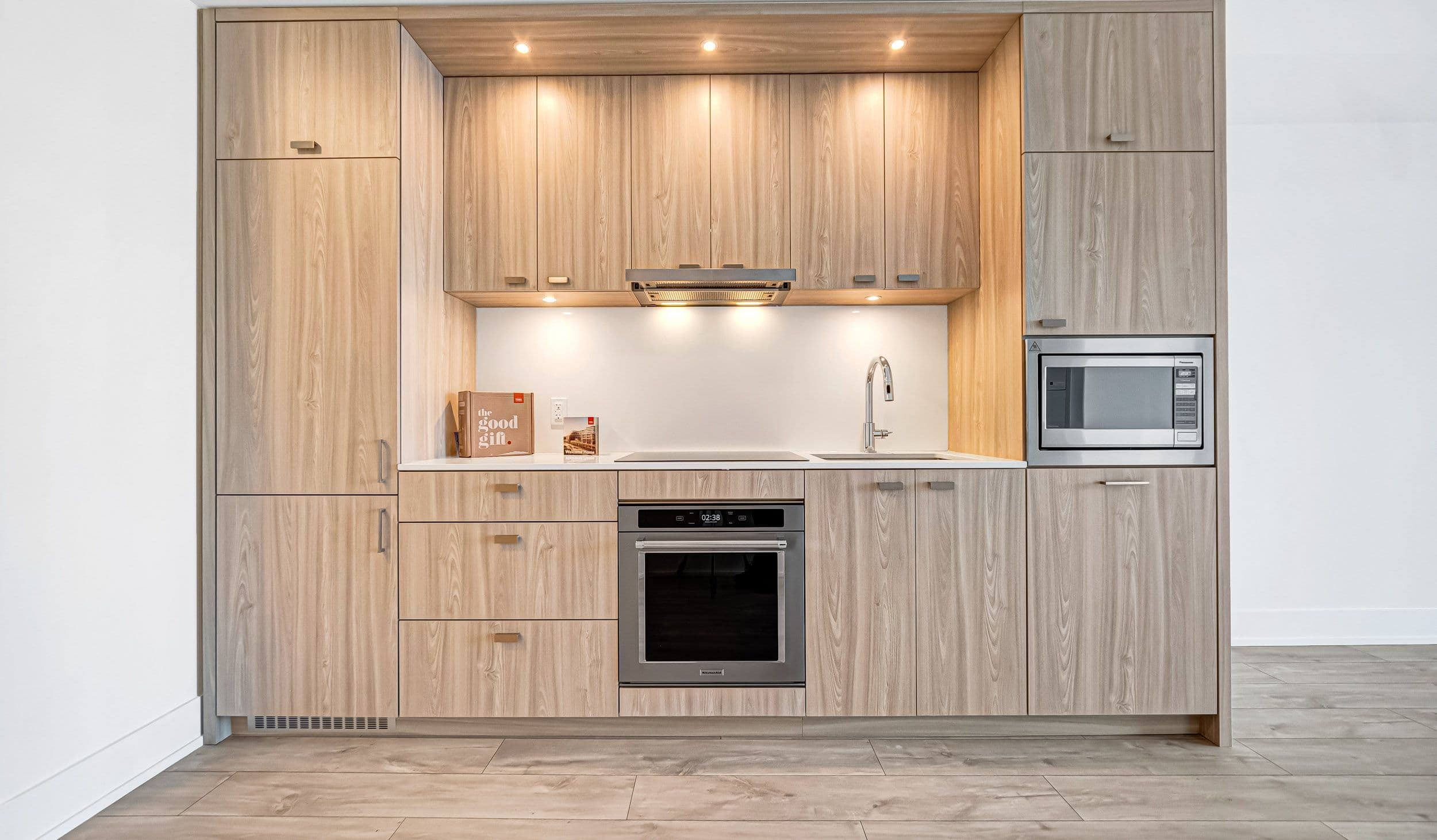 858 Dupont Street 323, Toronto W02, ON M6G 0C1