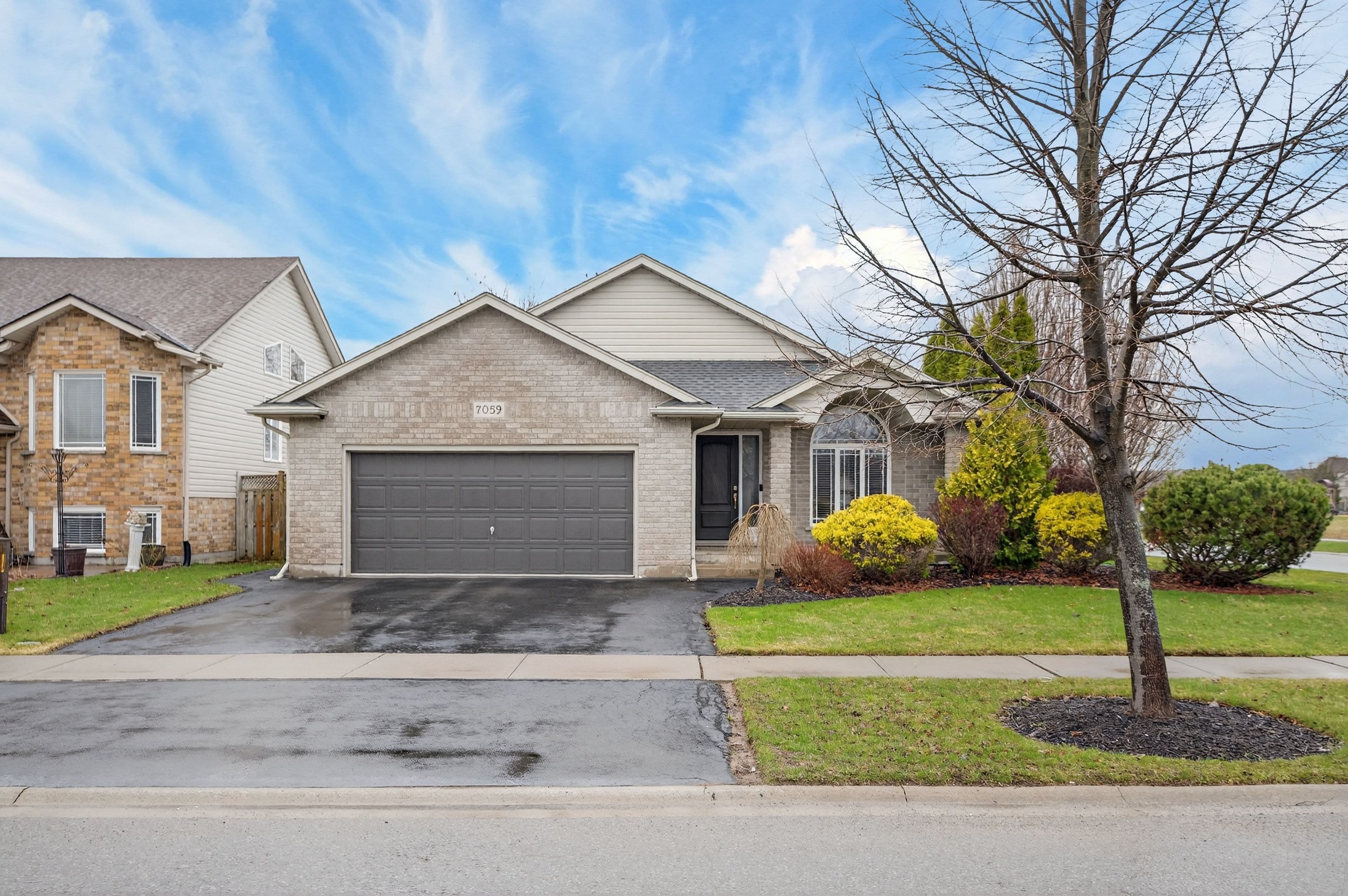 7059 Parkside Road, Niagara Falls, ON L2H 3L6