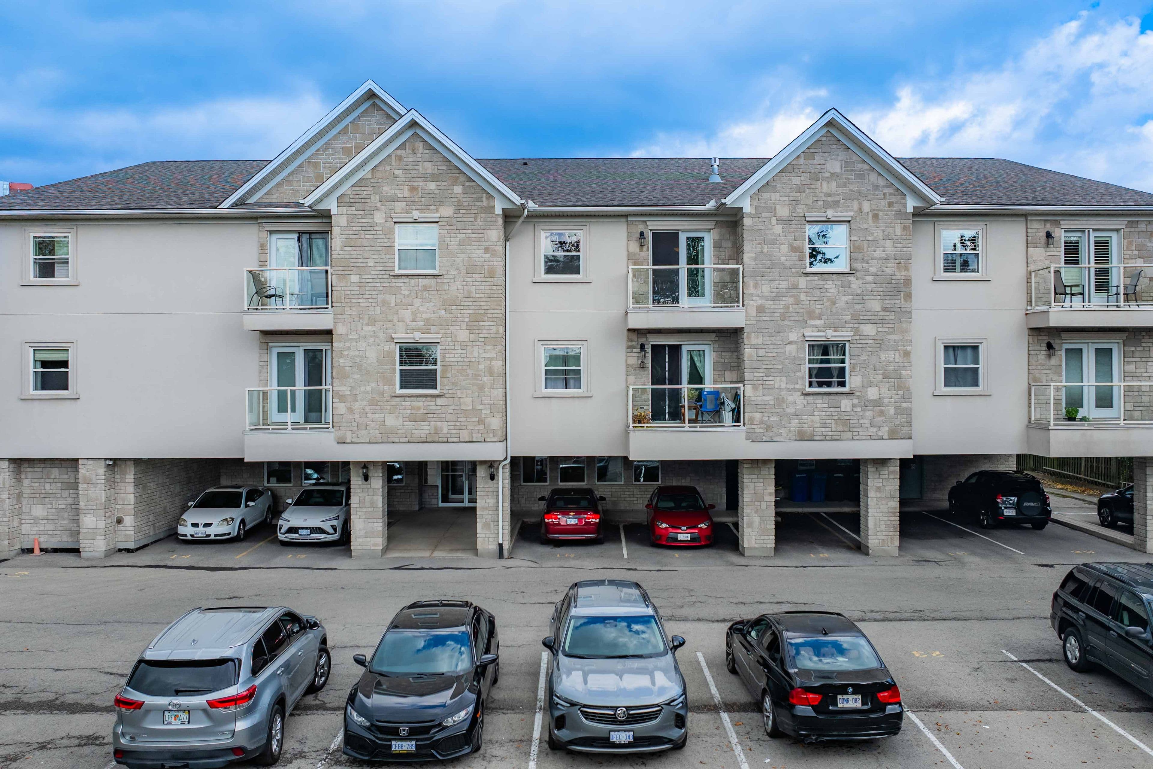 6928 Ailanthus Avenue E 306, Niagara Falls, ON L2G 4C8