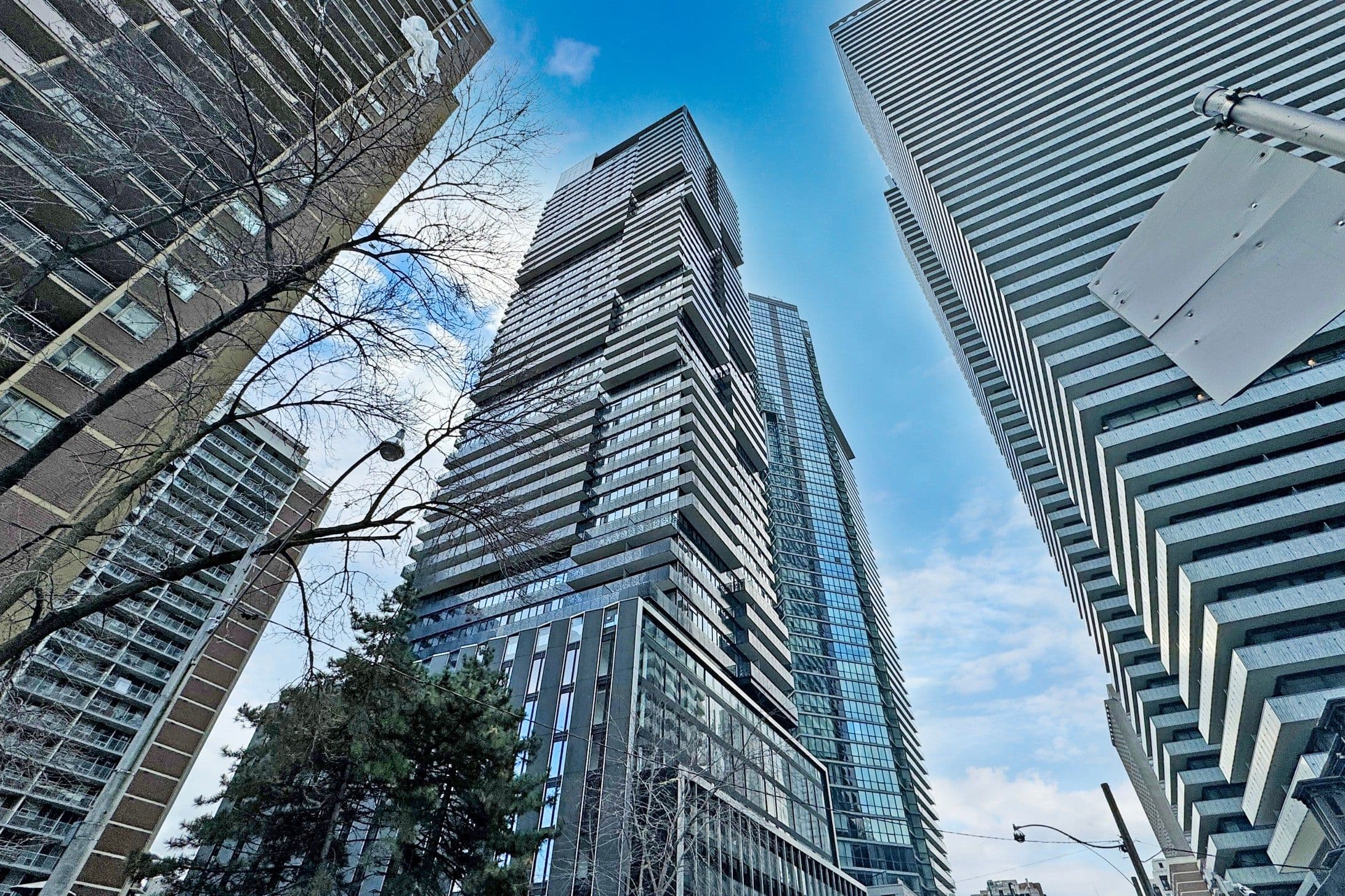 55 Charles Street E 5004, Toronto C08, ON M4Y 0J1