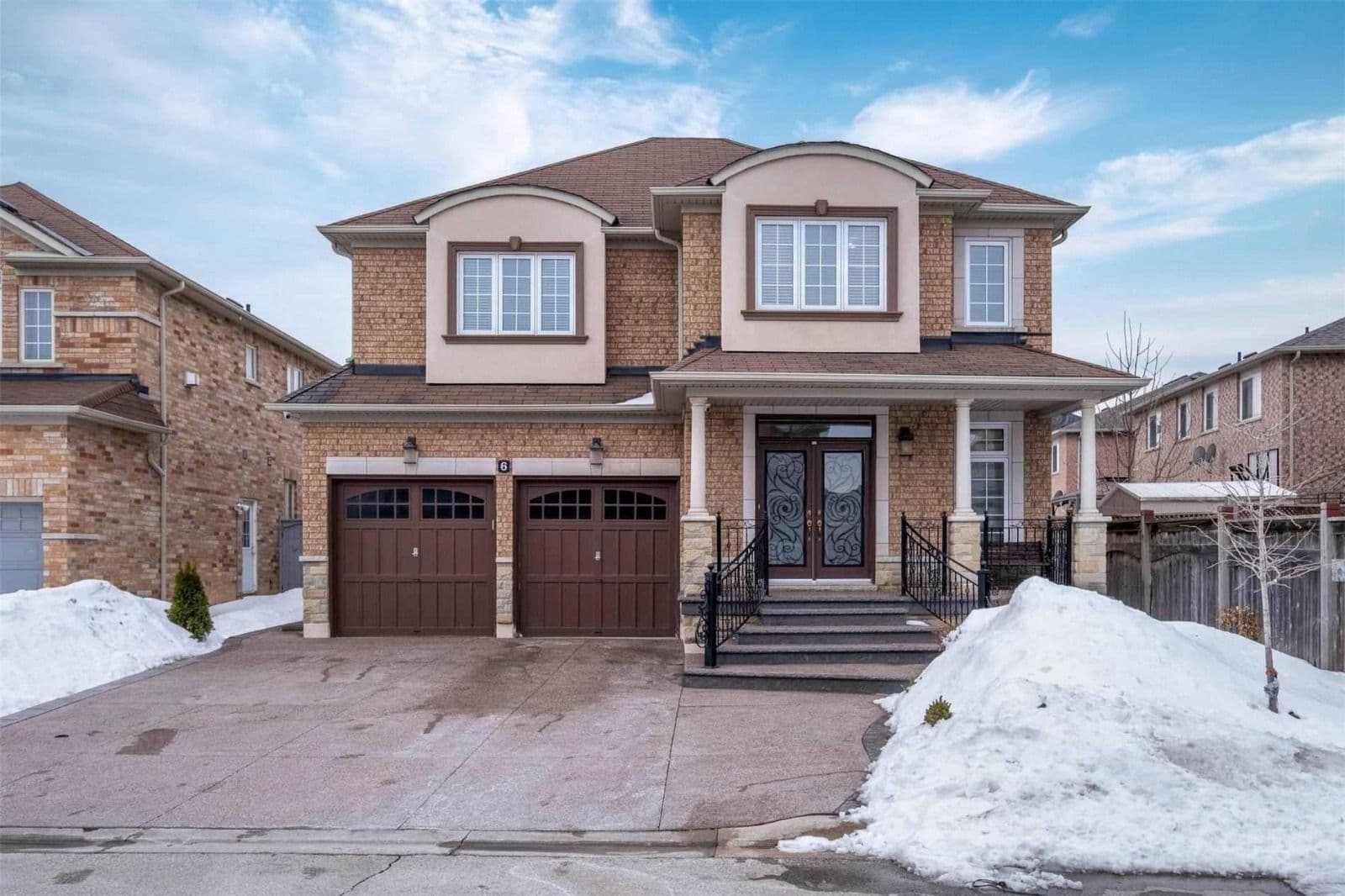 6 Onyx Gate, Brampton, ON L6P 0Z7