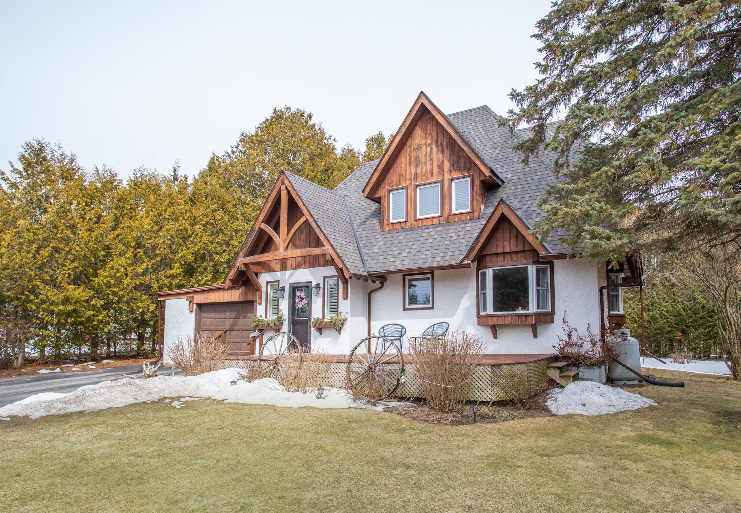 7 Wiesenweg Road, Scugog, ON L0B 1B0