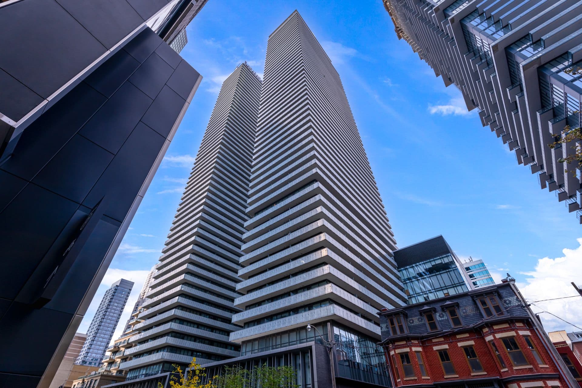 50 Charles Street E 1103, Toronto C08, ON M4Y 0C4