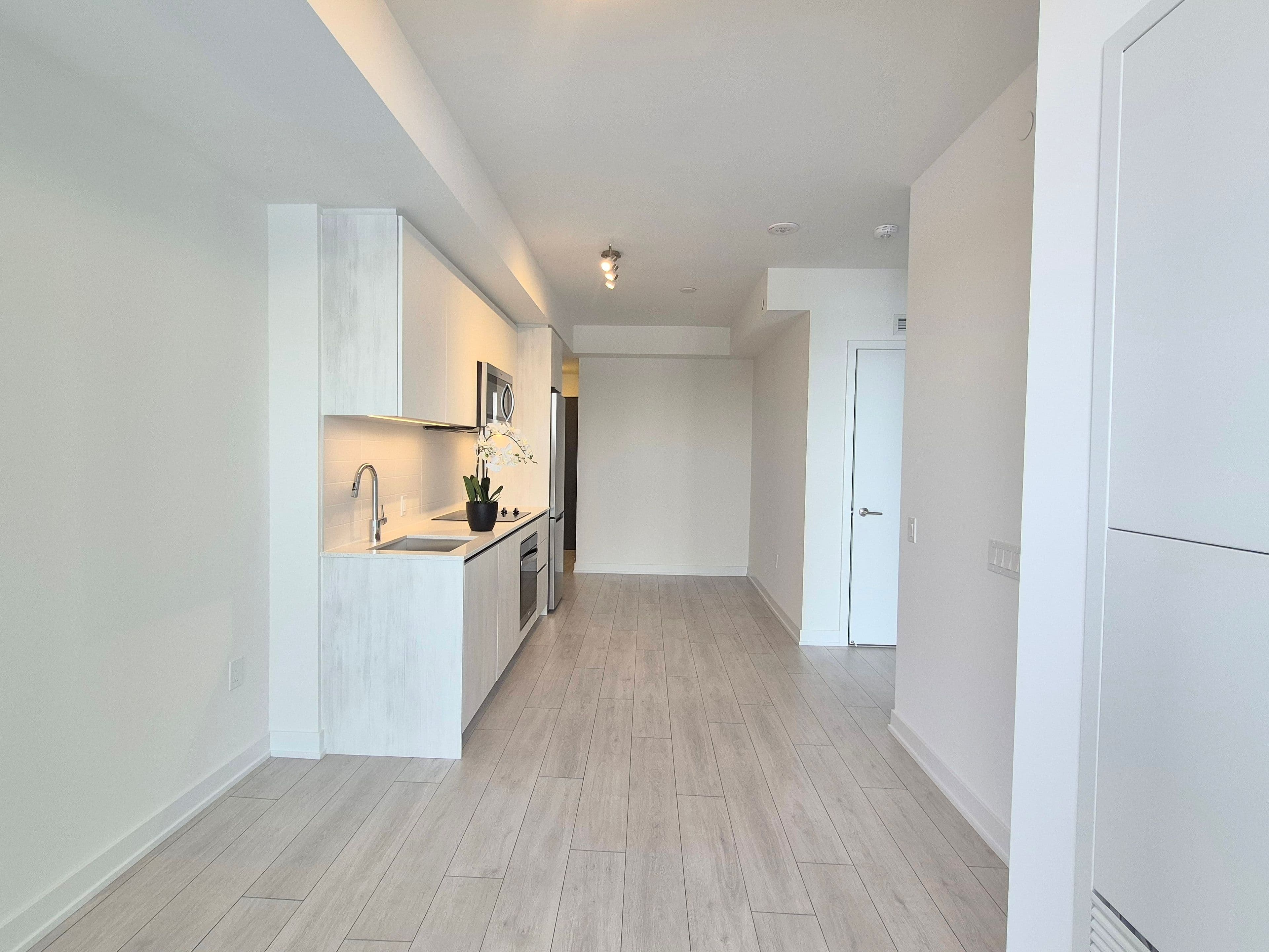 5858 YONGE Street 303, Toronto C07, ON M2M 0C6