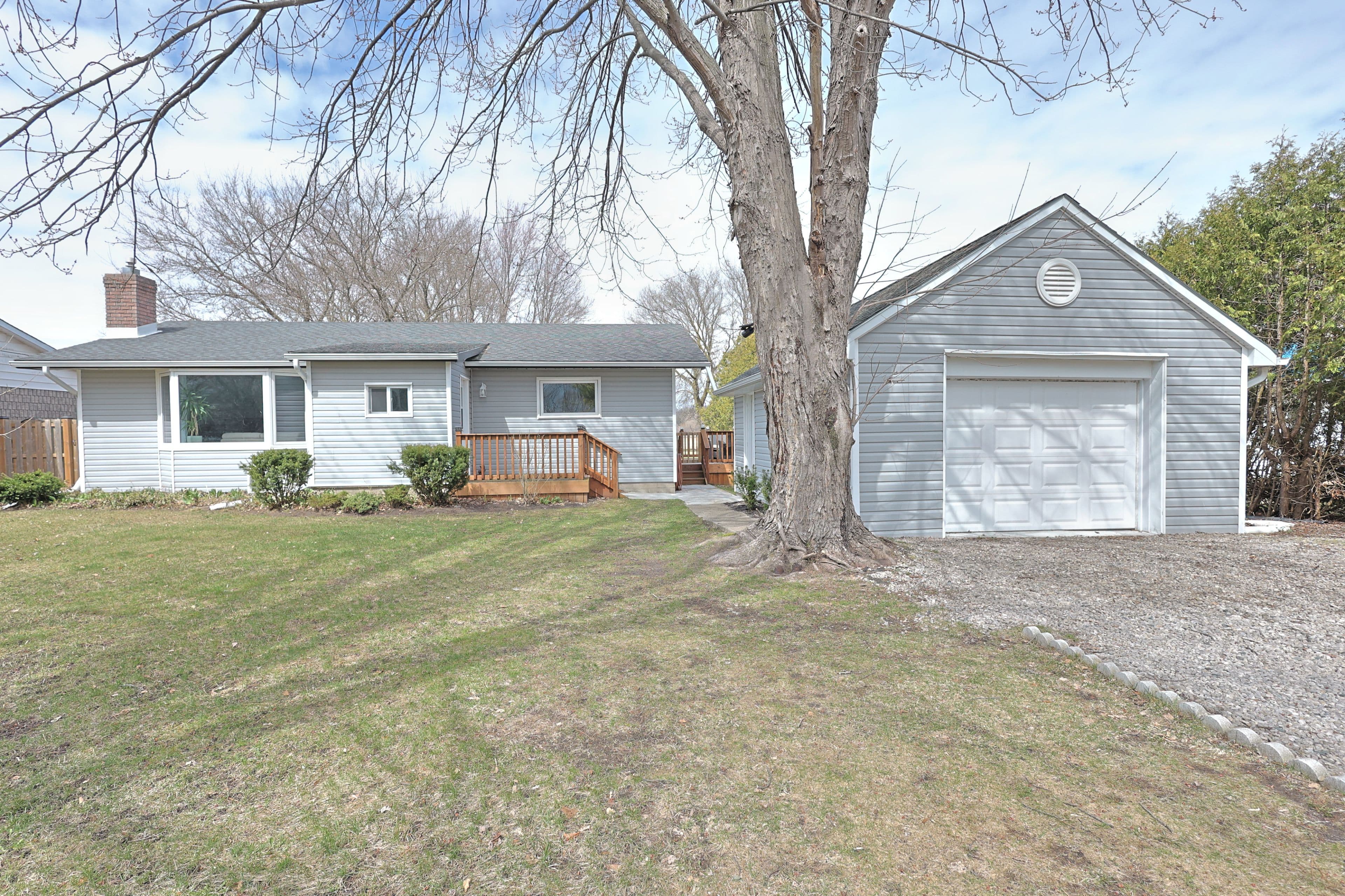8296 Burwell Road, Lambton Shores, ON N0M 1T0