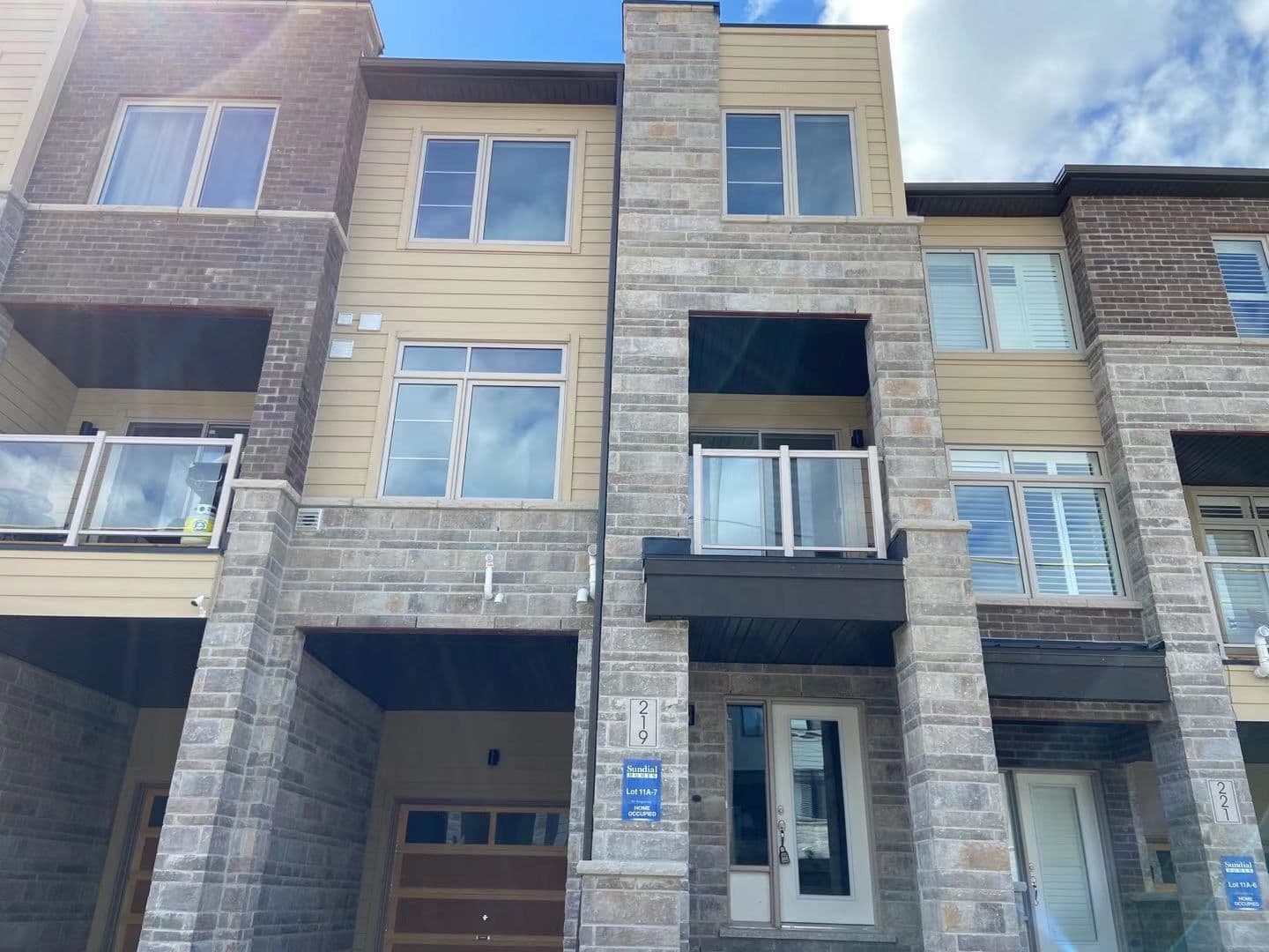 219 Vivant Street, Newmarket, ON L3X 0K7