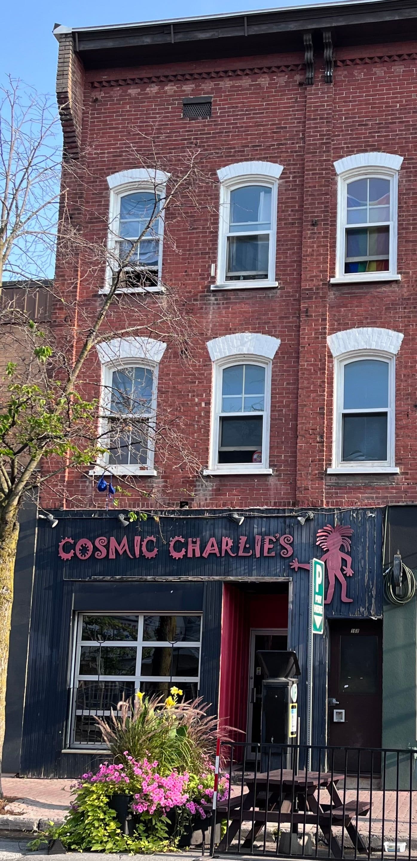 168 Charlotte Street 3, Peterborough, ON K9J 2T8