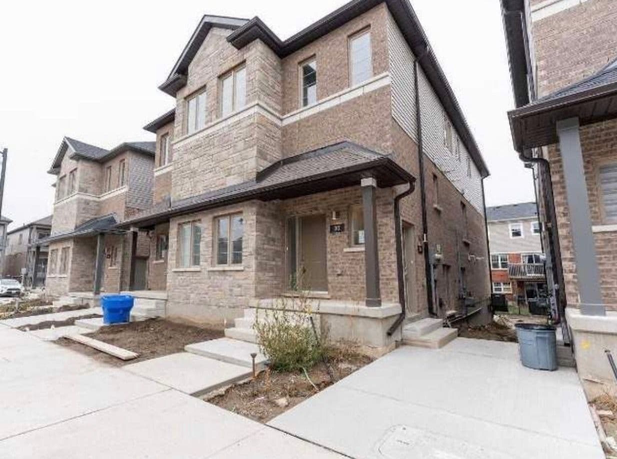 205 West Oak Trail 29, Kitchener, ON N2R 0R9