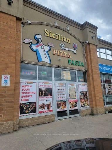 225 Ferndale Drive S 4, Barrie, ON L4N 6B9