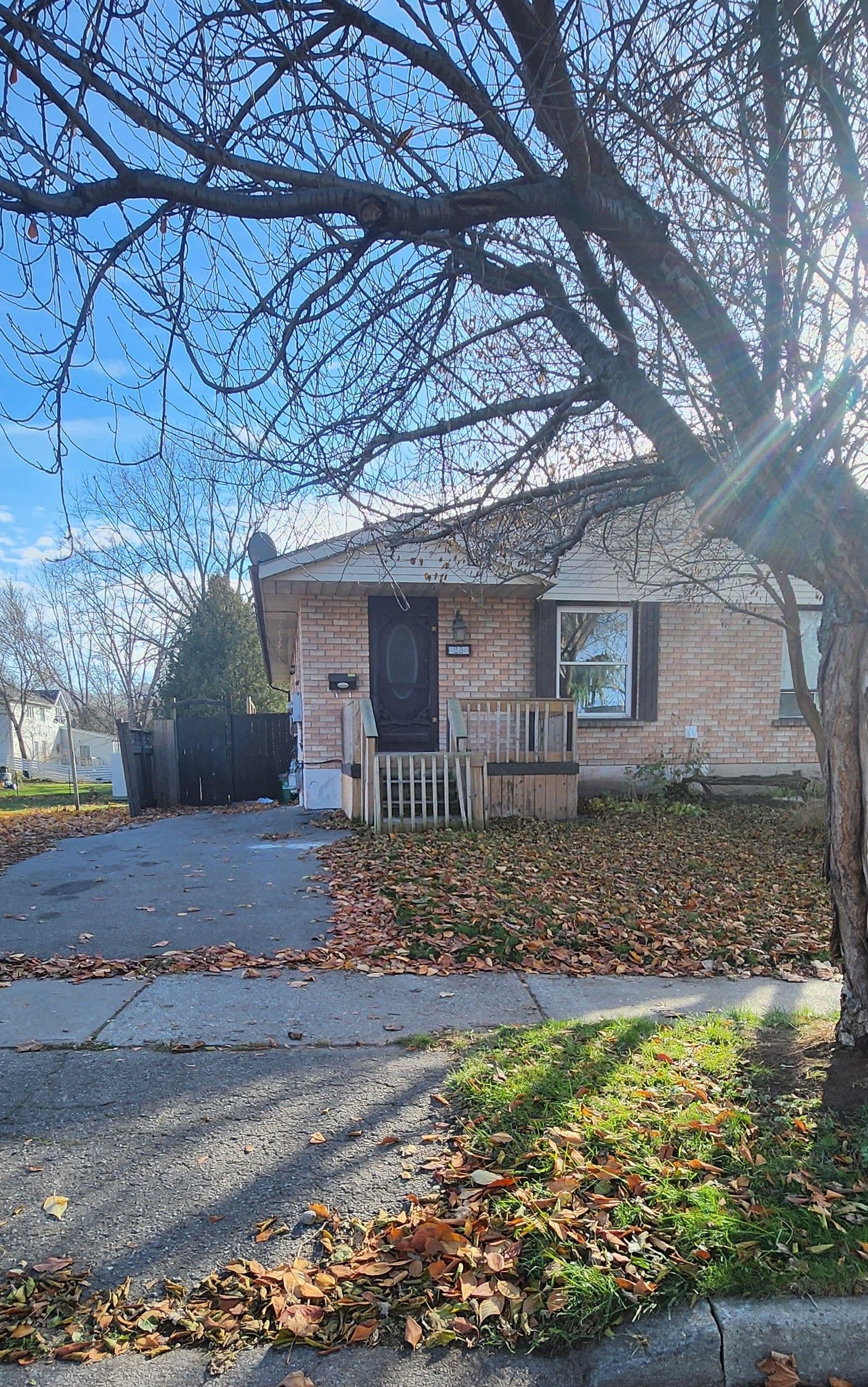 25 Sheldon Street UPPER, Brantford, ON N3T 6C2