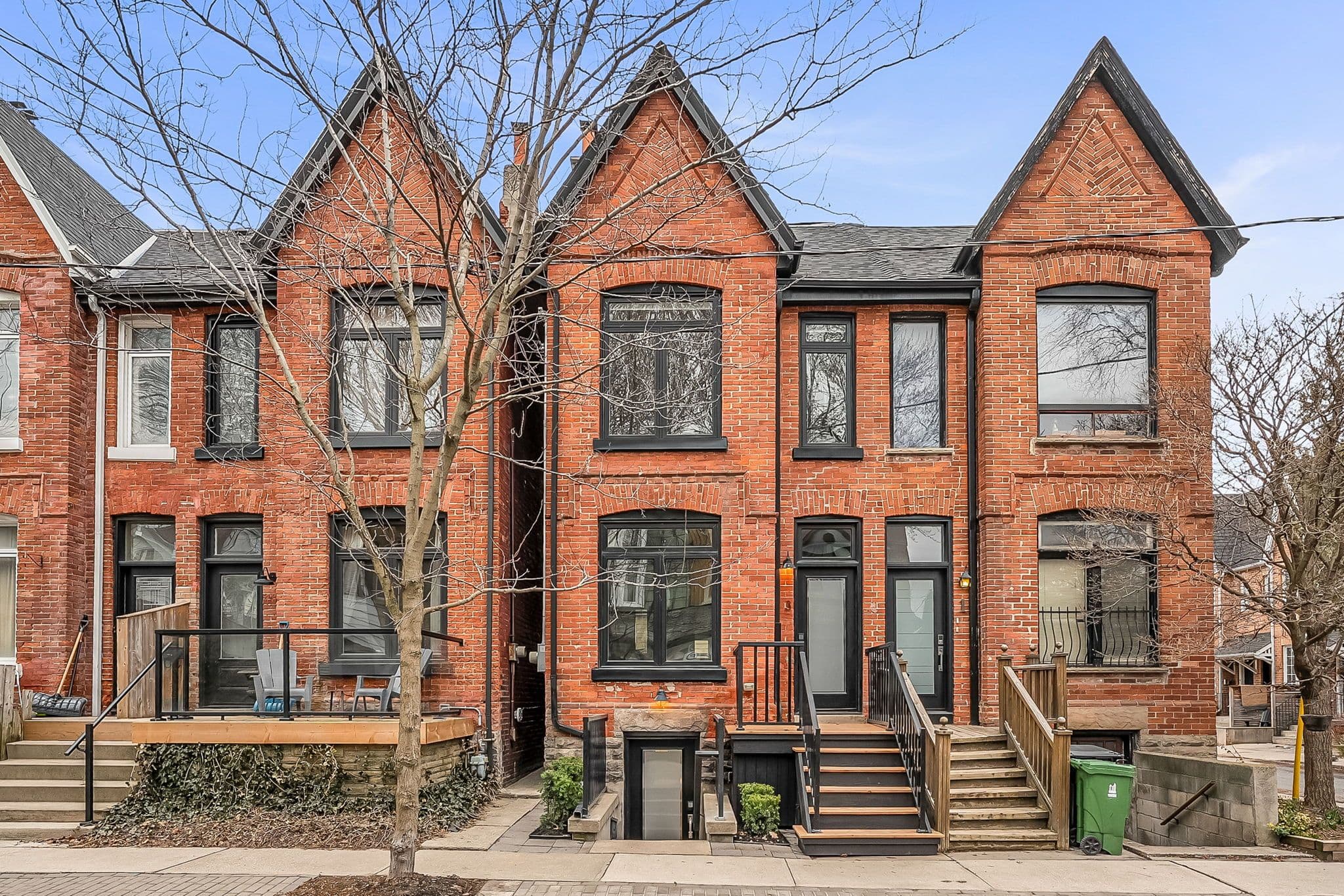 3 Howie Avenue, Toronto E01, ON M4M 2H9