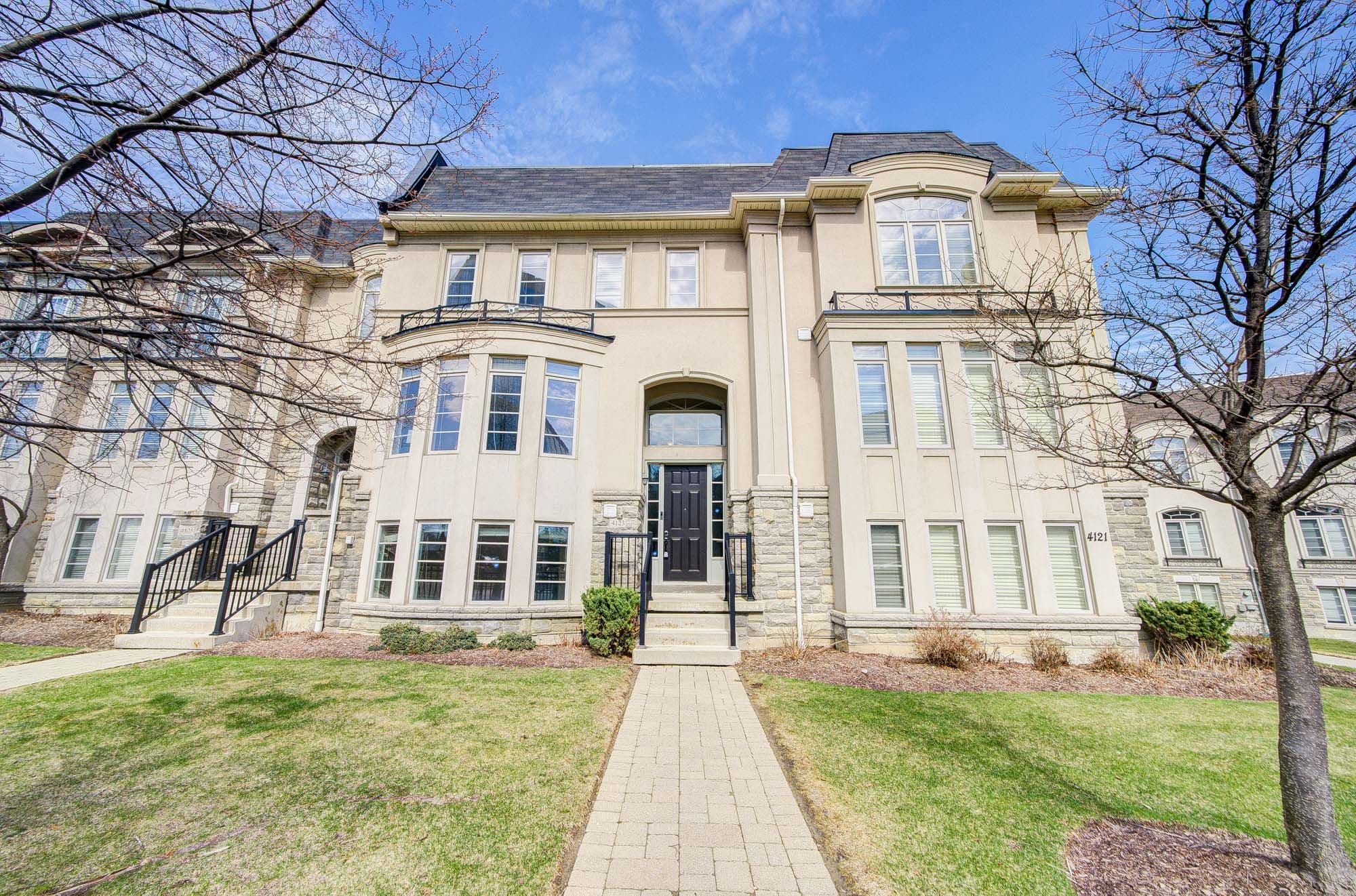 4123 Shipp Drive, Mississauga, ON L4Z 0A7