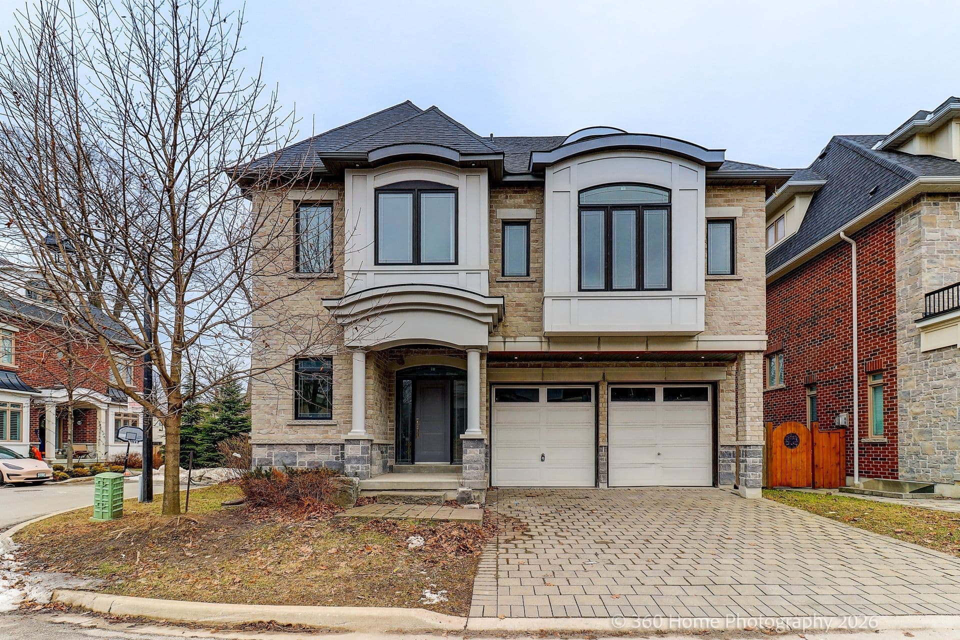 1550 Edencrest Drive, Mississauga, ON L5E 0A5