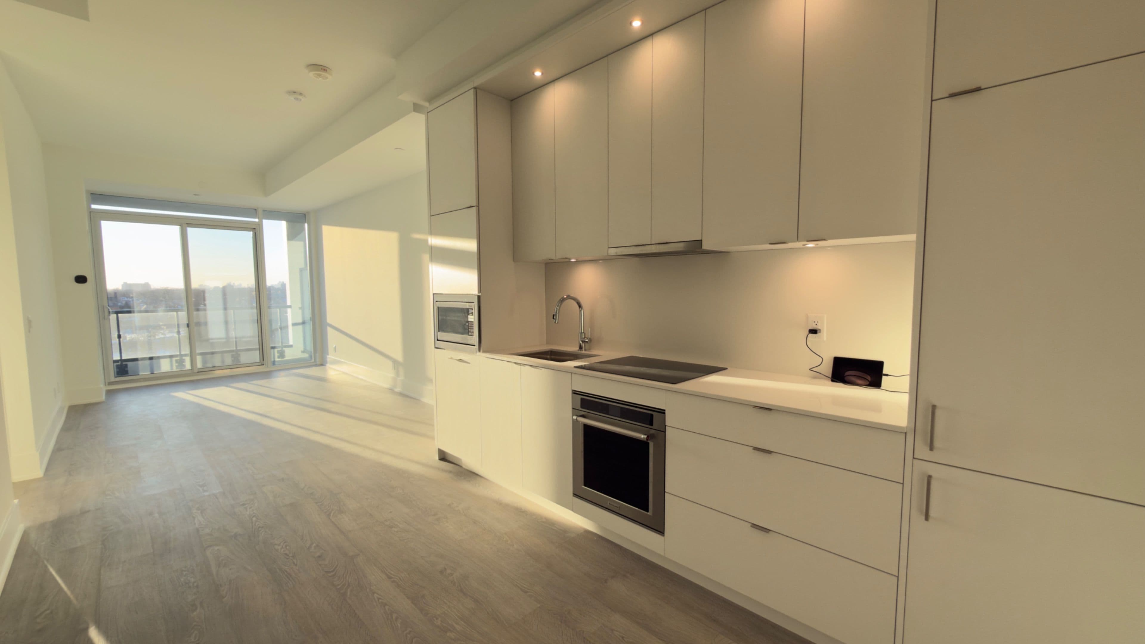 115 Denison Ave Avenue 708, Toronto C01, ON M5T 2N1