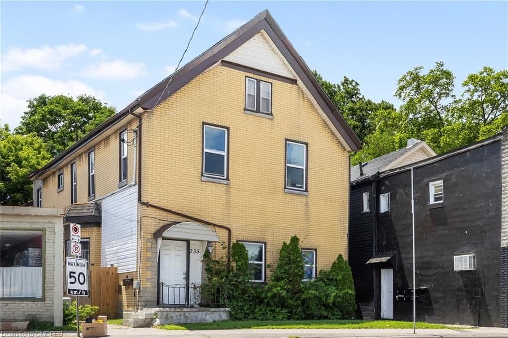 235 Hamilton Road, London East, ON N5Z 1P9