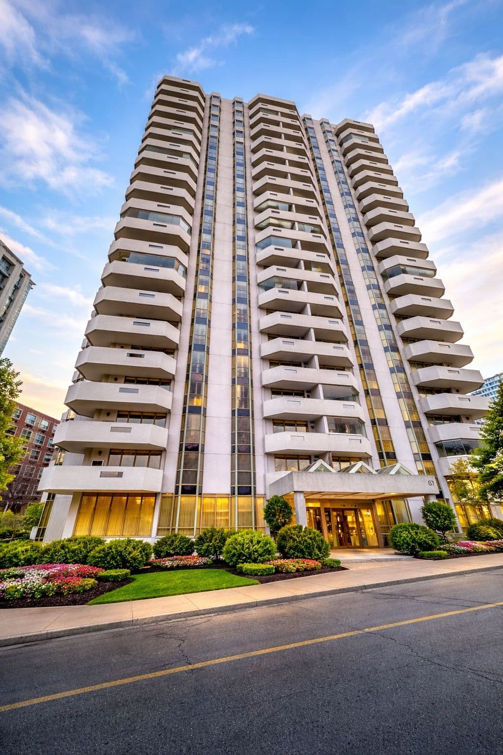 67 Caroline Street S 12E, Hamilton, ON L8P 3K6