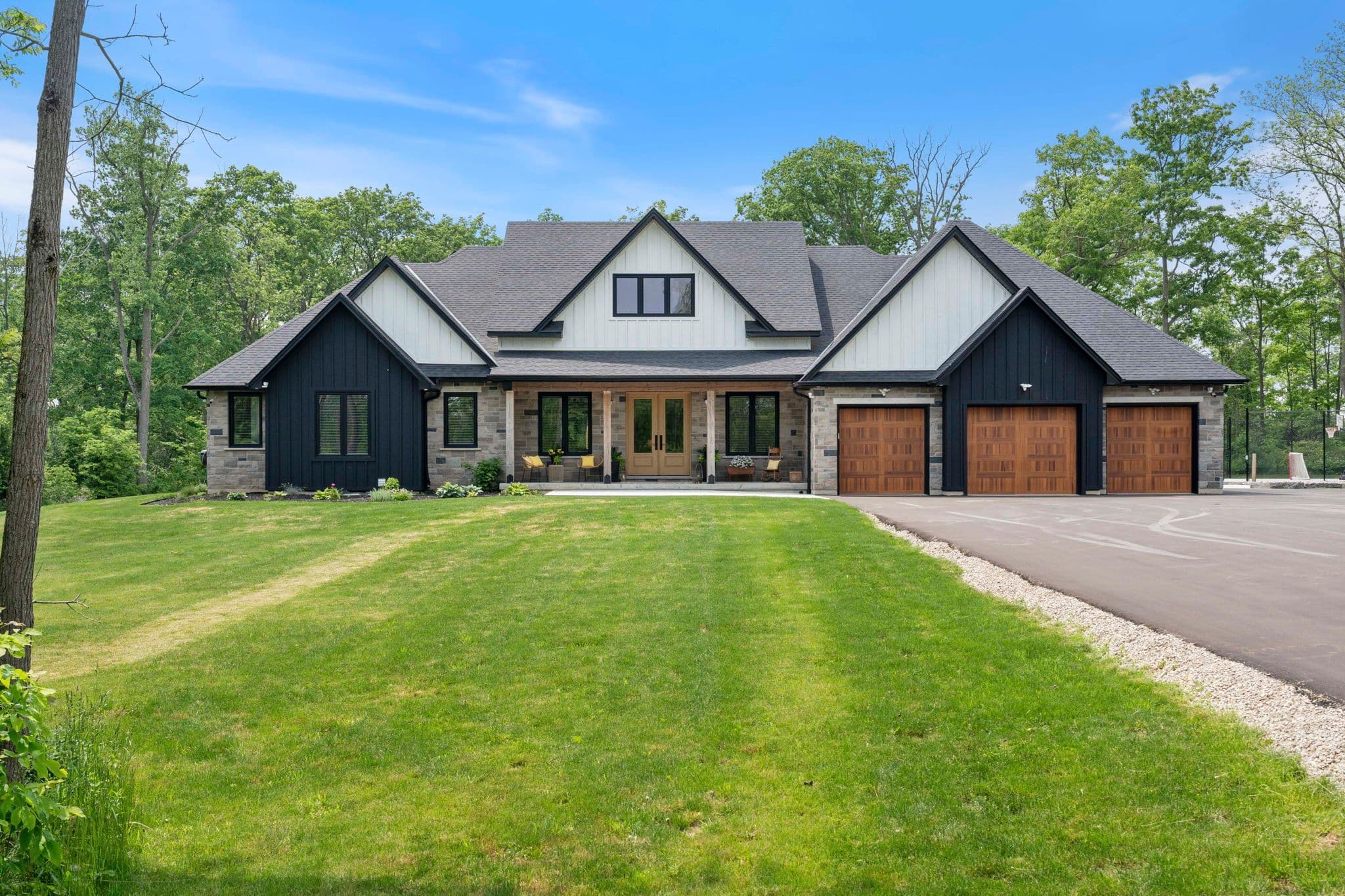 11 Cockshutt Road, Brant, ON N3T 5L6