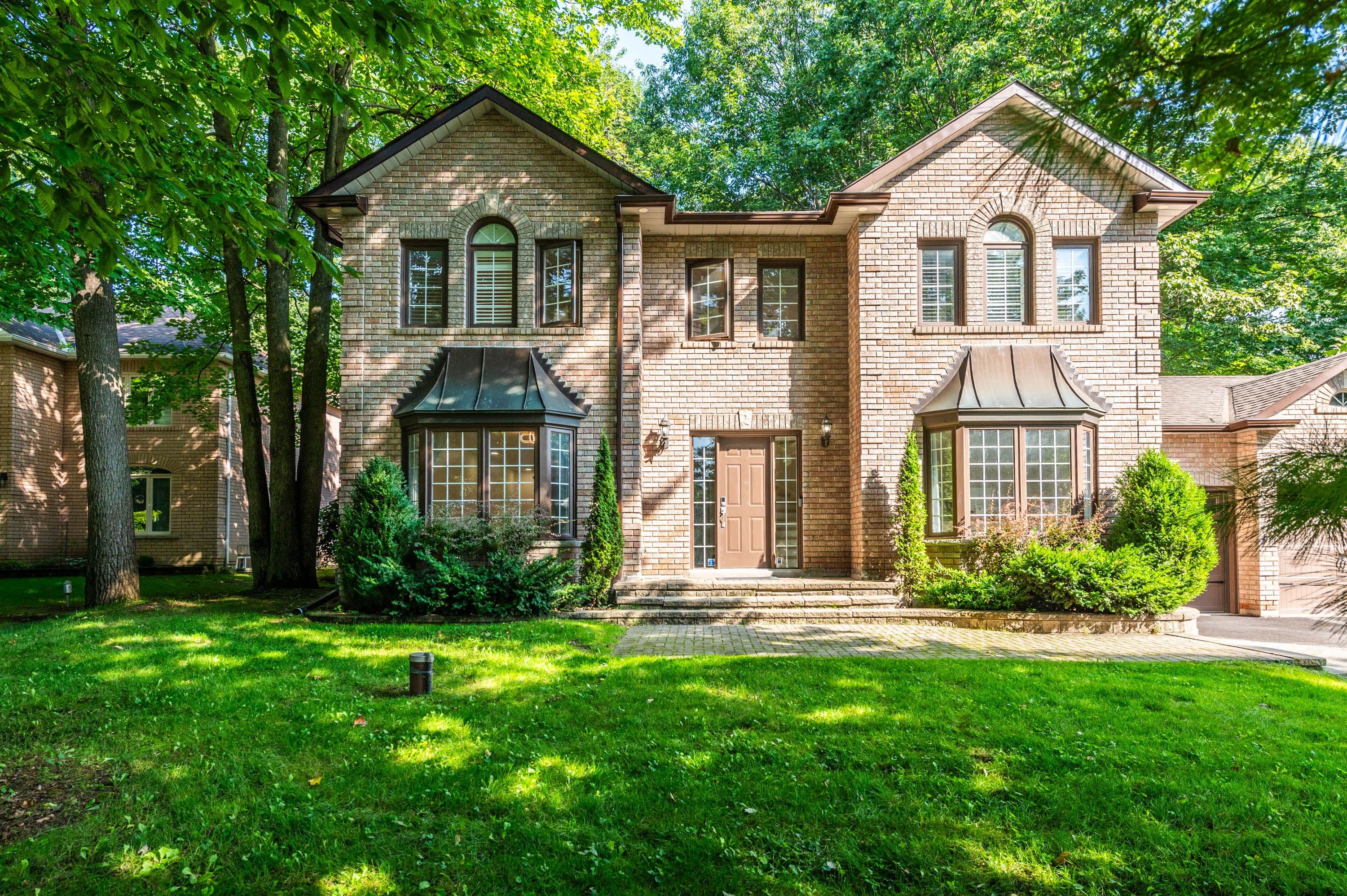 14 Alana Drive, Springwater, ON L9X 0S2