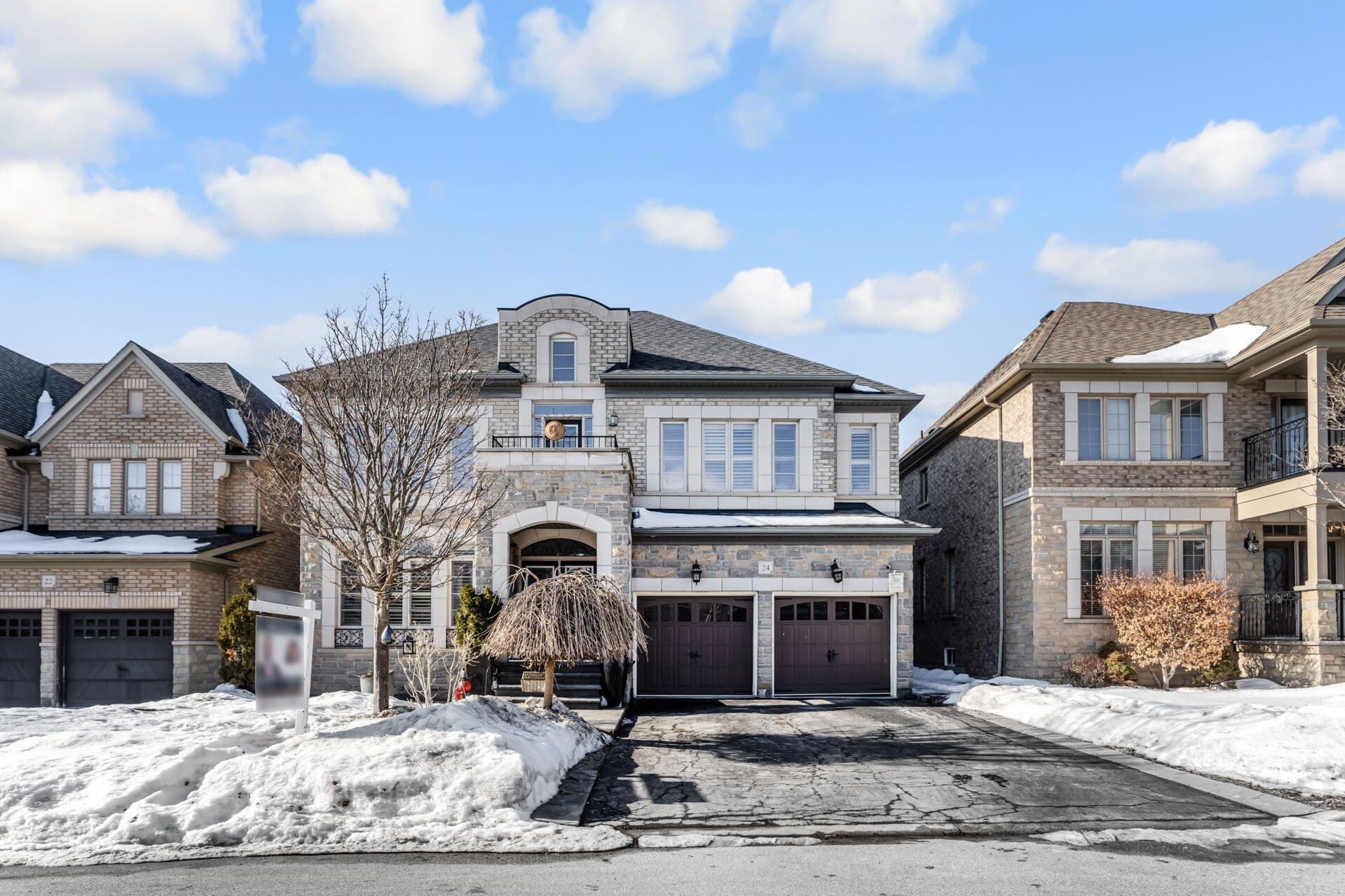 24 Haywood Drive, Brampton, ON L6X 0W1