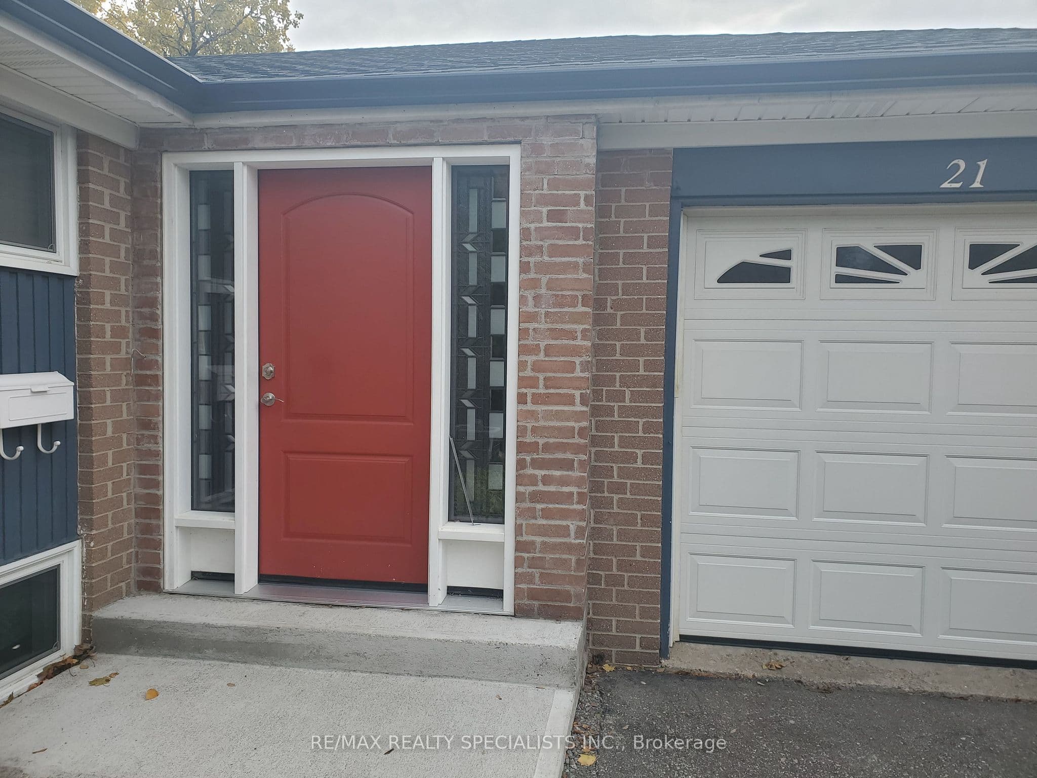 21 Burgby Avenue Upper, Brampton, ON L6X 2G7