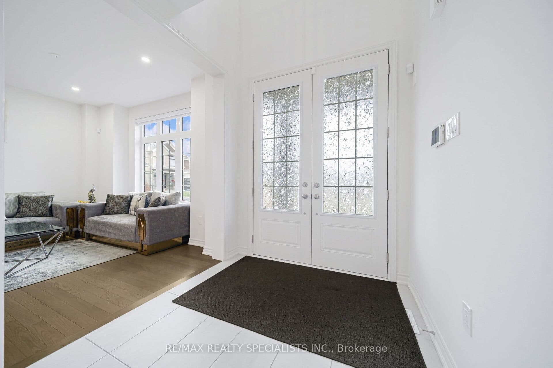 4 Elderberry Way, Adjala-Tosorontio, ON L0G 1W0