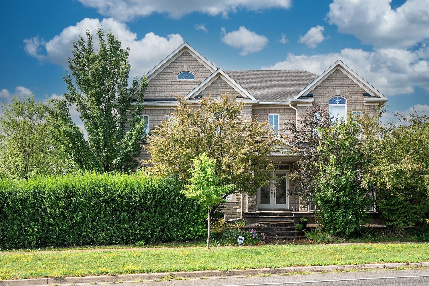 5410 Duchess Court Lower, Burlington, ON L7L 6Z4